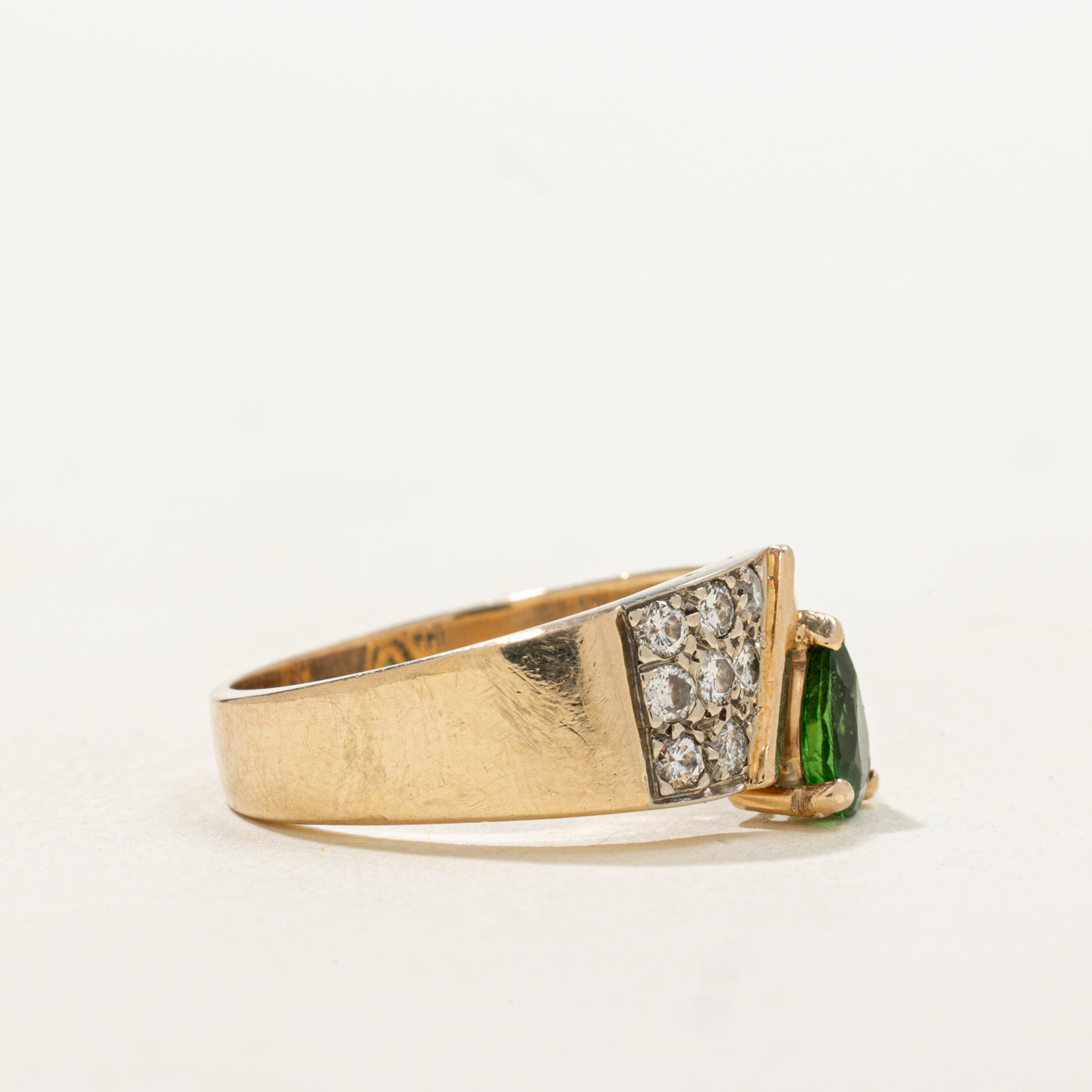Pear Cut Emerald & Diamond Geometric Ring | 0.46ct, 0.24ctw | SZ 9.0 |