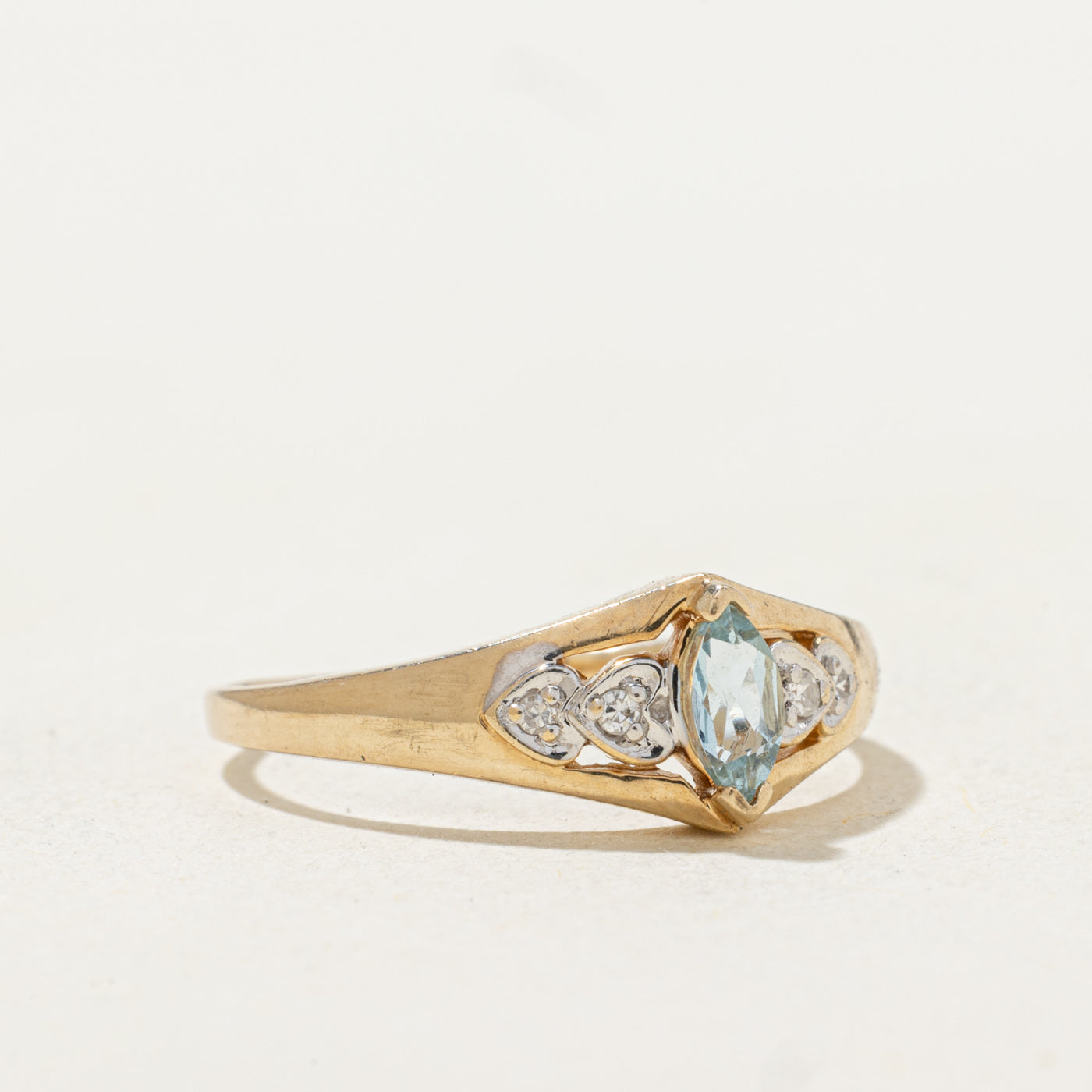 Marquise Cut Aquamarine & Diamond Tapered Ring | 0.17ct, 0.03ctw | SZ 7.75 |
