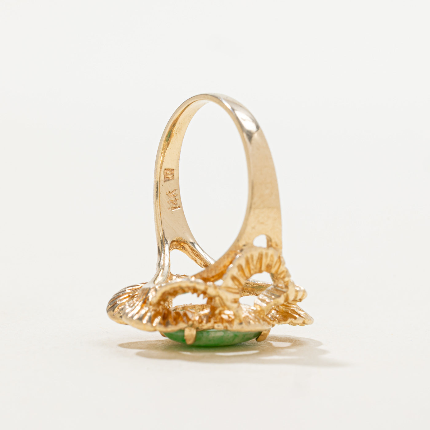 Jadeite Textured Floral Cocktail Ring | 1.63ct | SZ 7.0 |