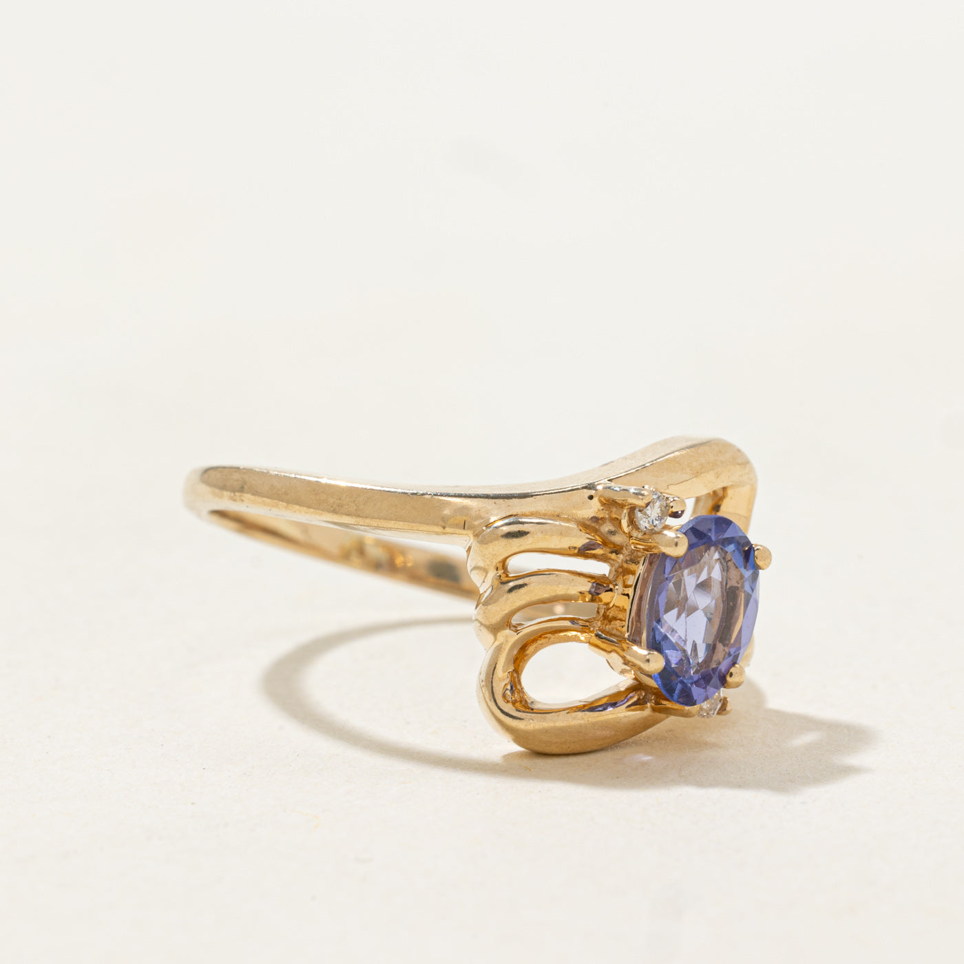 Tanzanite & Diamond Twisted Bypass Ring | 0.67ct, 0.02ctw | SZ 7.75 |