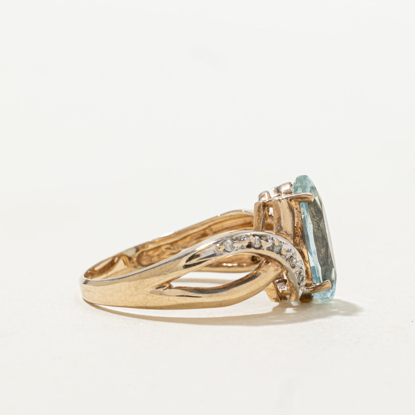 Marquise Cut Aquamarine & Diamond Crossover Ring | 1.62ct, 0.05ctw | SZ 7.0 |