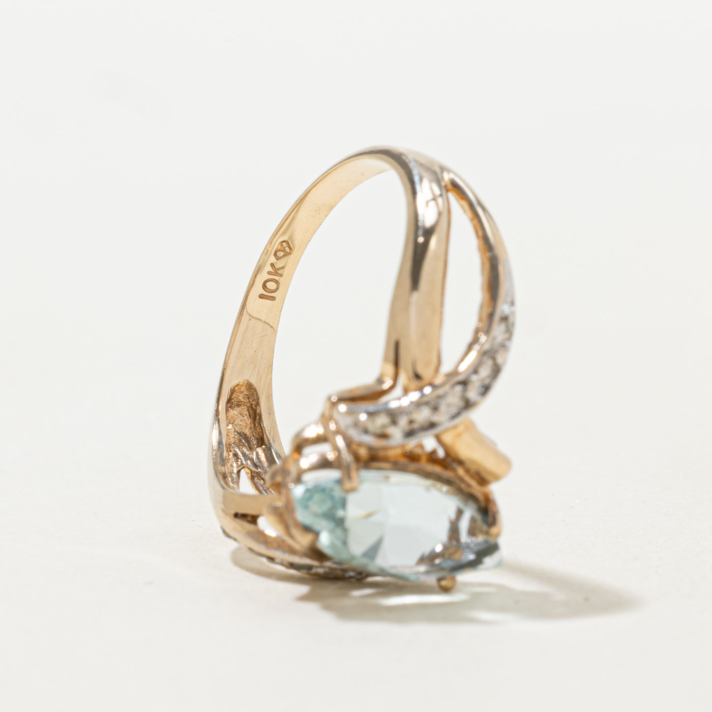 Marquise Cut Aquamarine & Diamond Crossover Ring | 1.62ct, 0.05ctw | SZ 7.0 |