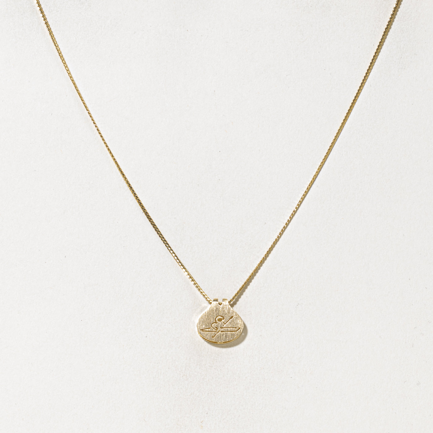 14k Yellow Gold Engraved Kayaker Pendant Necklace | 19.5"