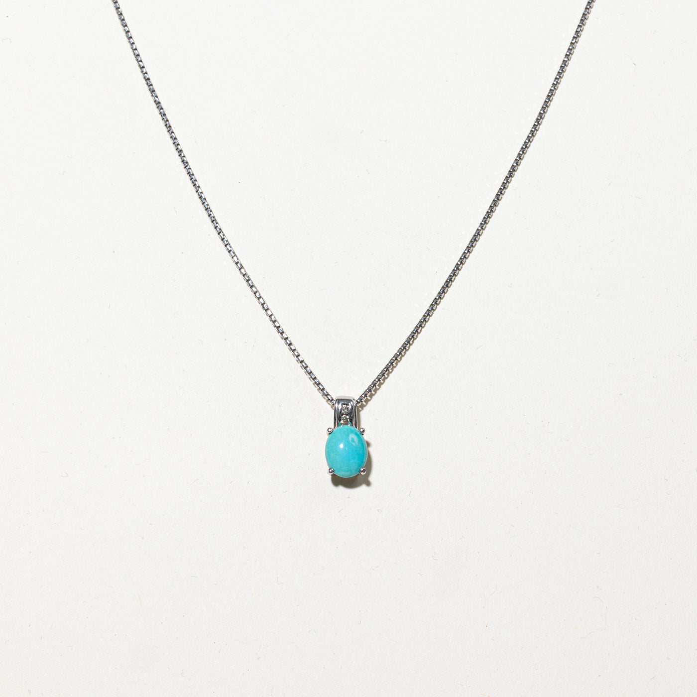 Turquoise & Diamond Pendant Necklace | 2.7ct, 0.03ctw | 18" |