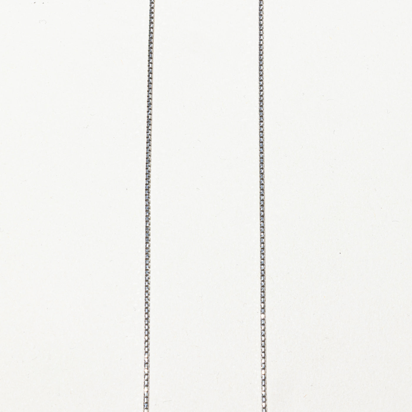 Turquoise & Diamond Pendant Necklace | 2.7ct, 0.03ctw | 18" |