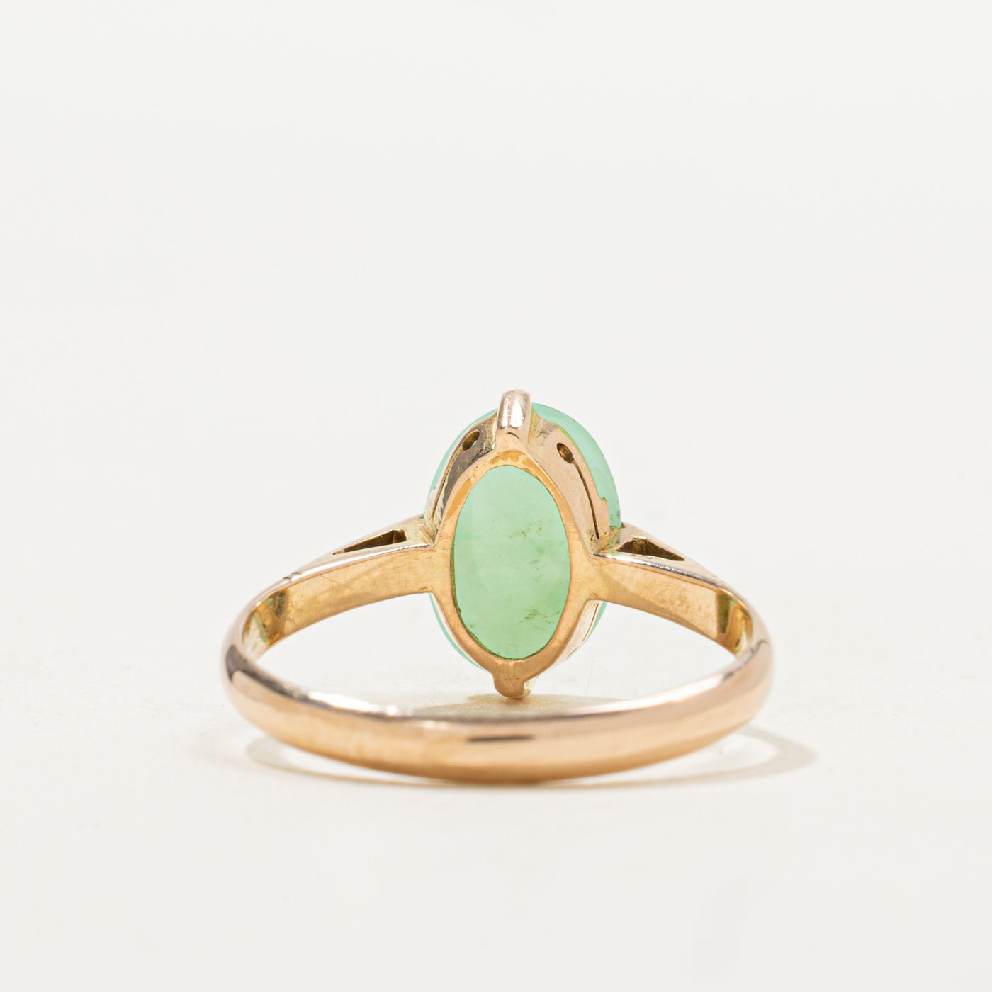 Bague solitaire en jadéite ovale cabochon | 1,65 ct | Taille 6,25 |