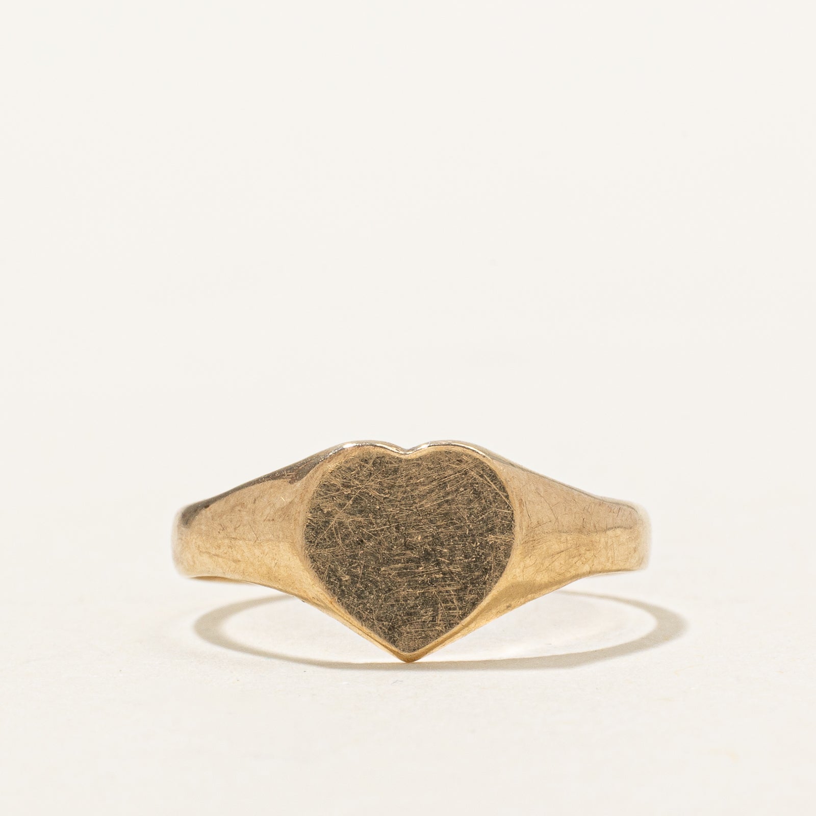 1985 Birmingham 9k Yellow Gold Thin Heart Signet Ring | SZ 5.25