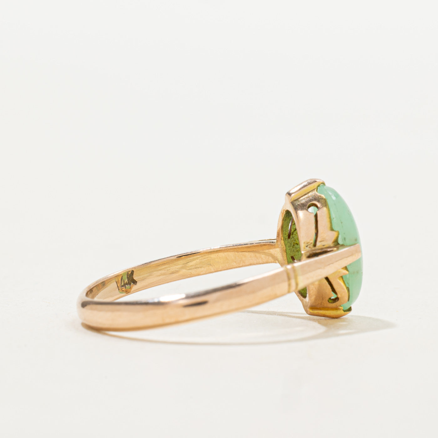 Bague solitaire en jadéite ovale cabochon | 1,65 ct | Taille 6,25 |