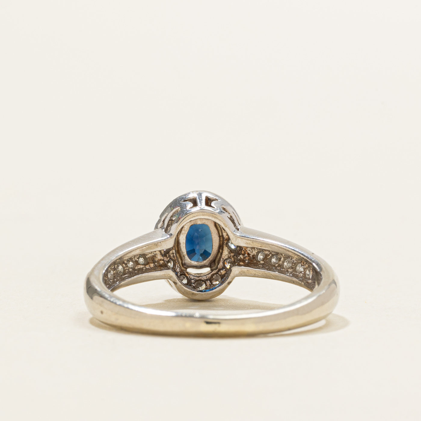 Oval Cut Sapphire & Diamond Halo Ring | SZ 7.25