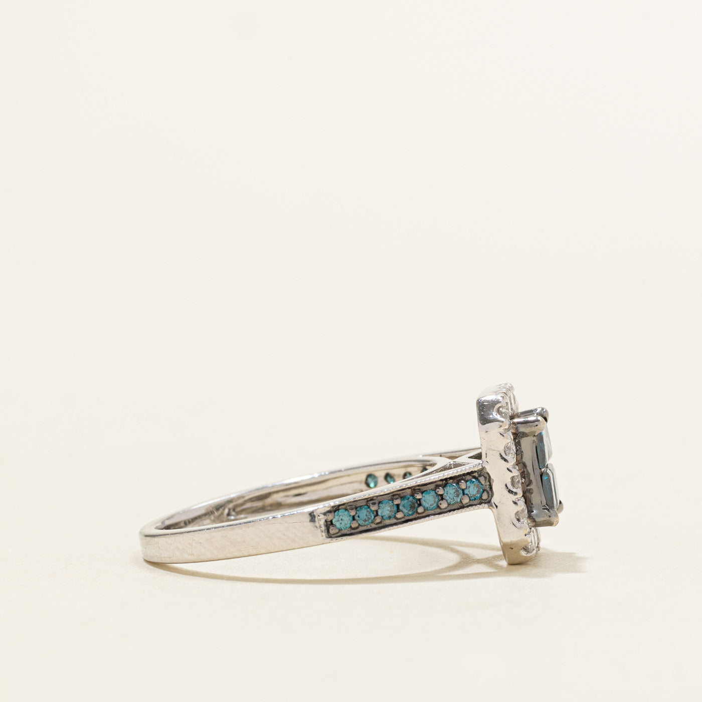 Blue & White Diamond Halo Grid Ring | 0.92ctw | SZ 7.5