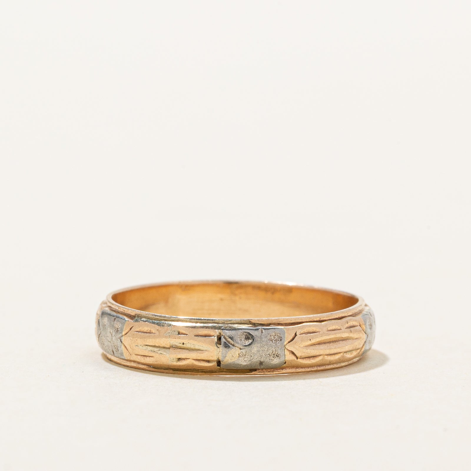 Vintage Canadian 10k Two Tone Gold Engraved Band | 4mm | SZ 6.5