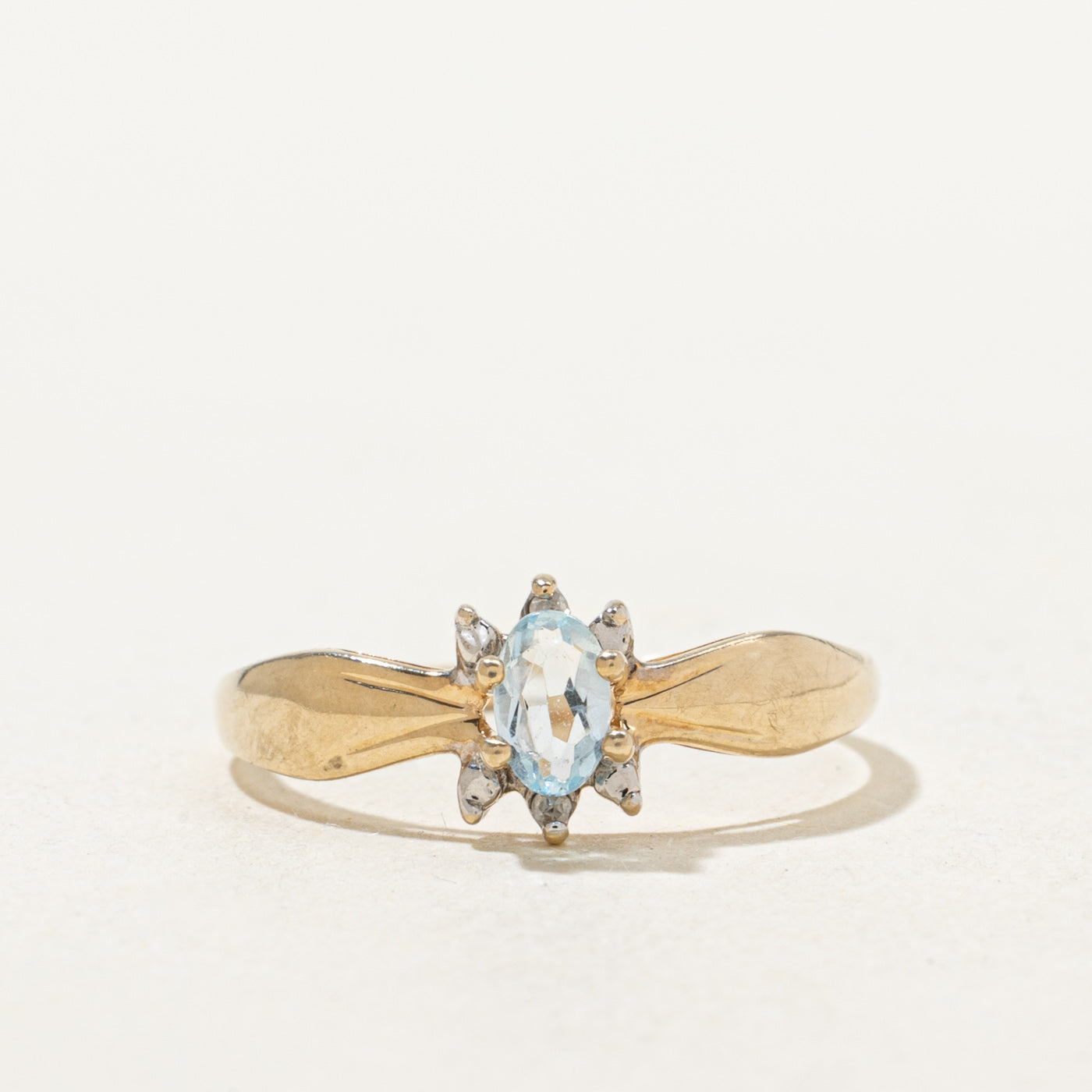 Blue Topaz & Diamond Petal Ring | 0.19ct, 0.004ctw | SZ 6.0 |