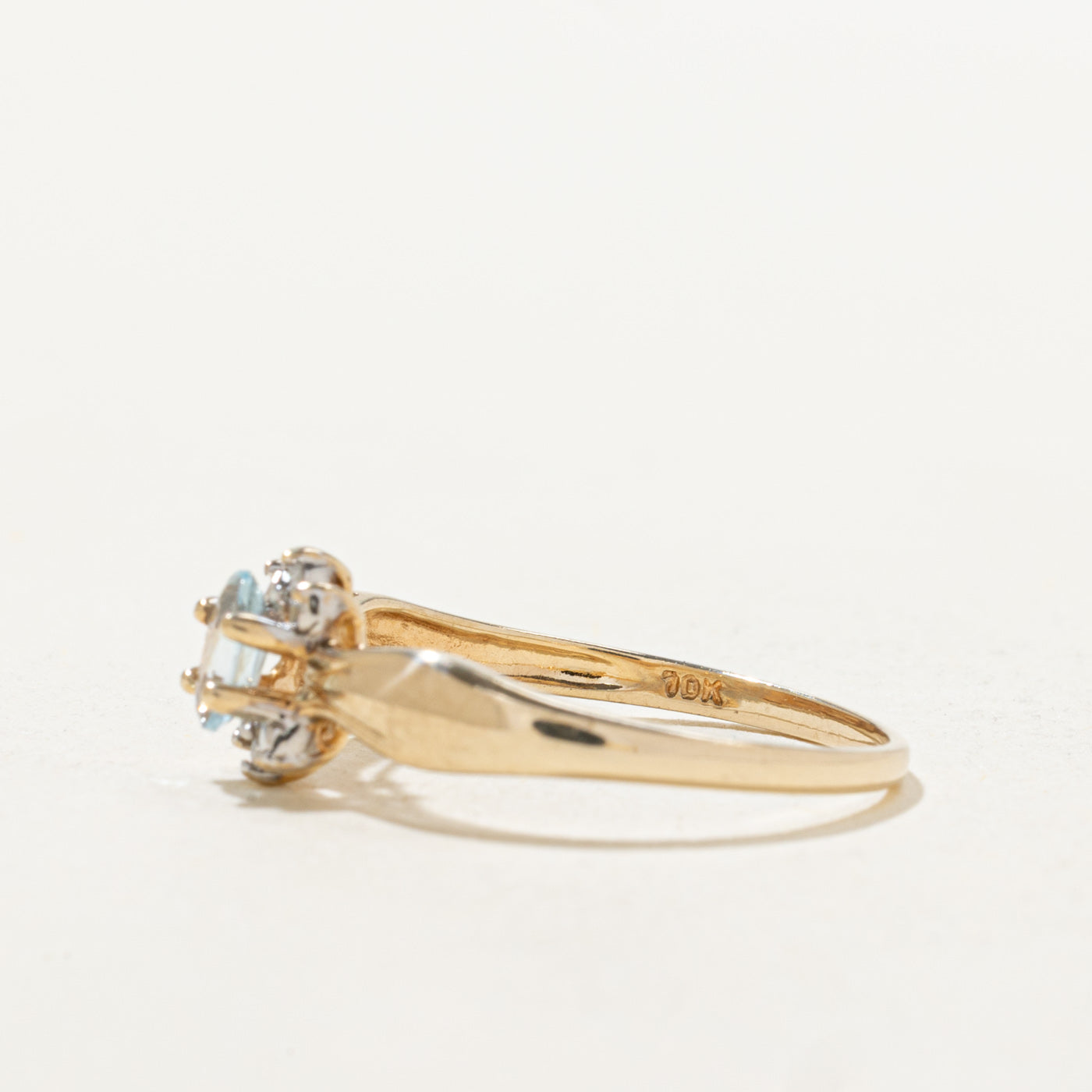 Blue Topaz & Diamond Petal Ring | 0.19ct, 0.004ctw | SZ 6.0 |