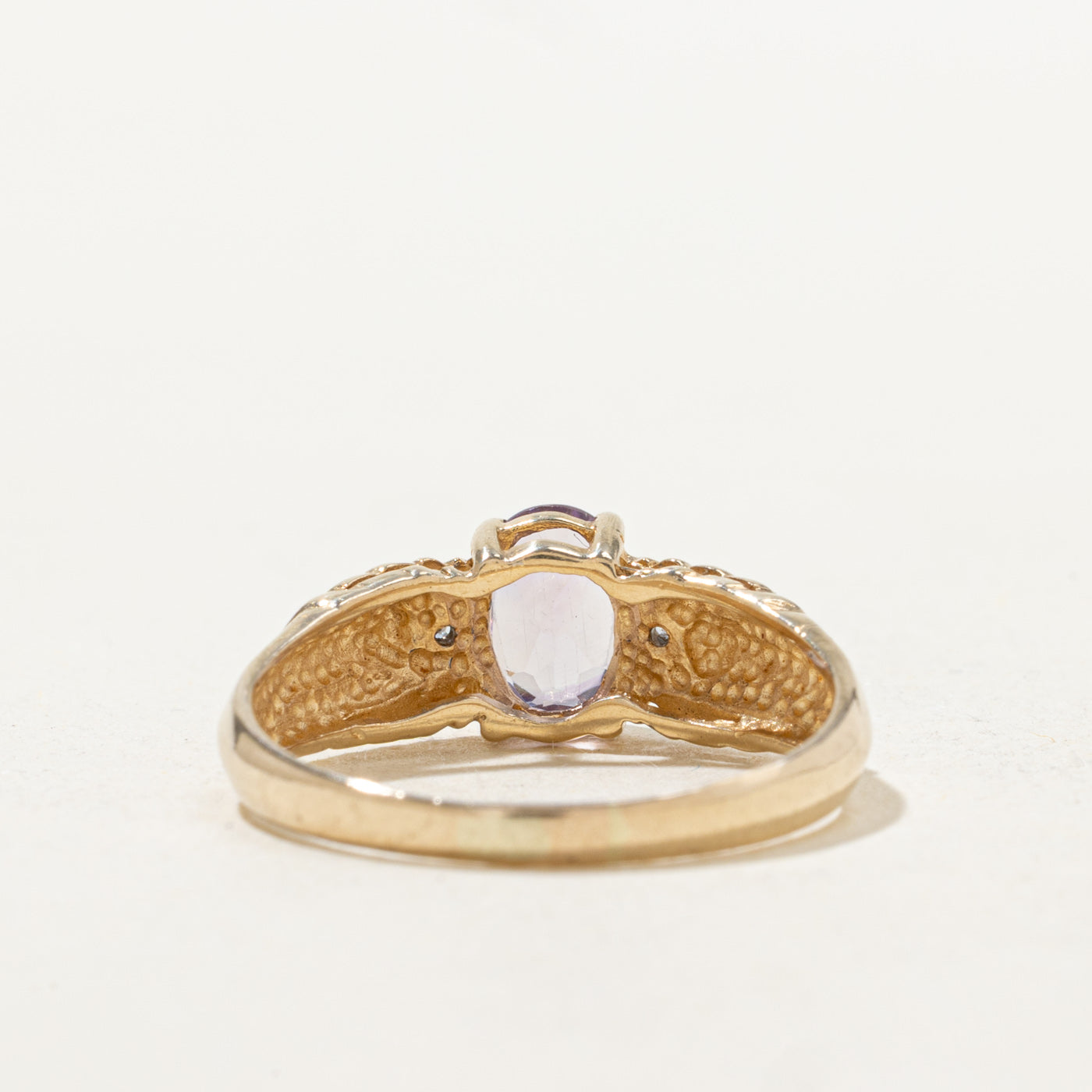 Amethyst & Diamond Fluted Ring | 0.63ct, 0.01ctw | SZ 7.5 |