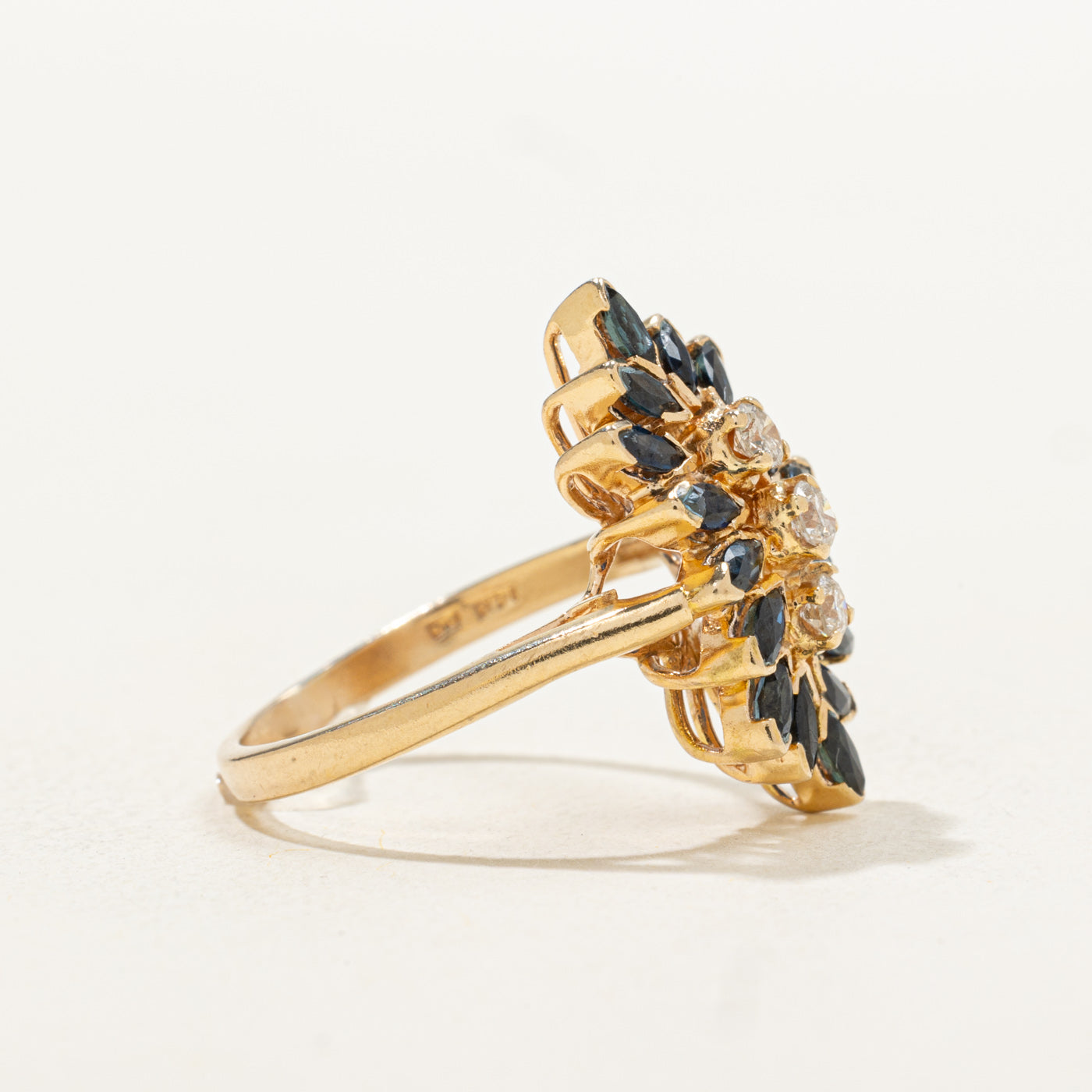Sapphire & Diamond Floral Cluster Cocktail Ring | 0.19ctw | SZ 5.75 |