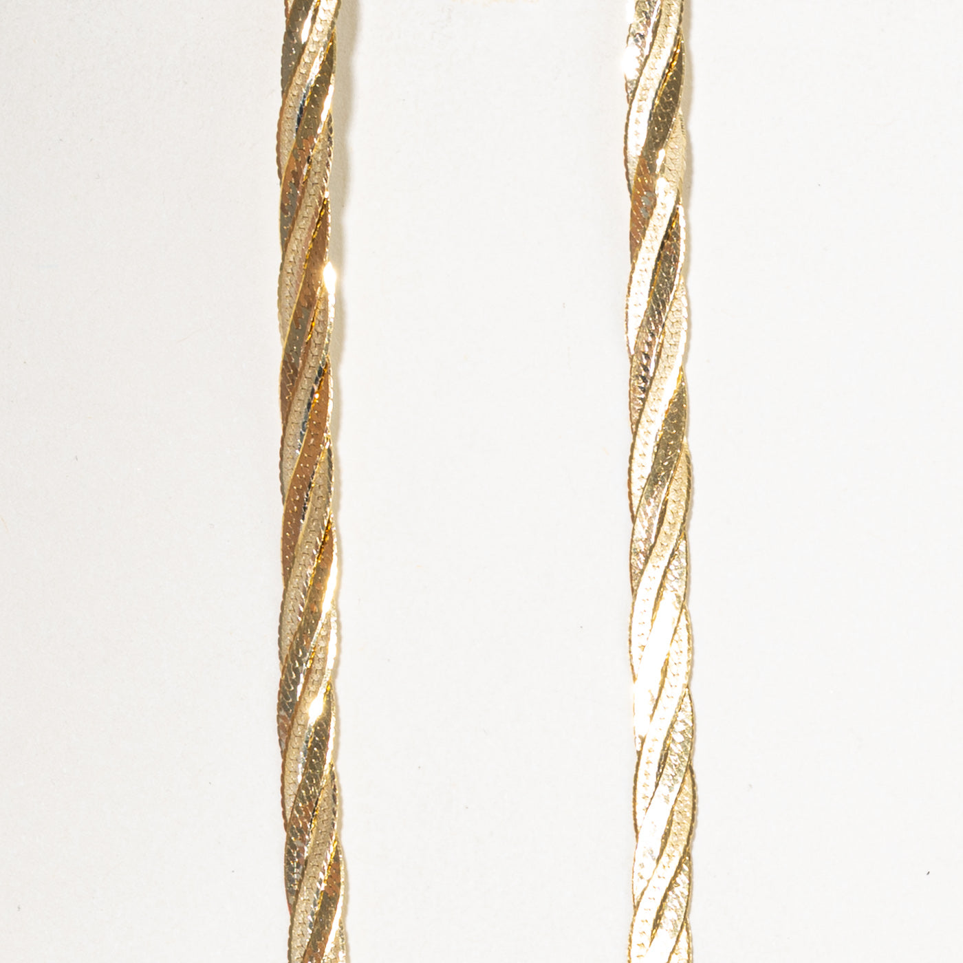 14k Yellow Gold Woven Herringbone Chain | 16"