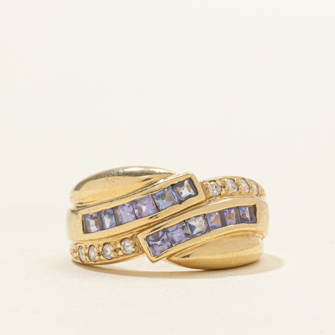 Bague sertie de tanzanite et de diamants (0,30 ct, 0,07 ct) | Taille 5,25