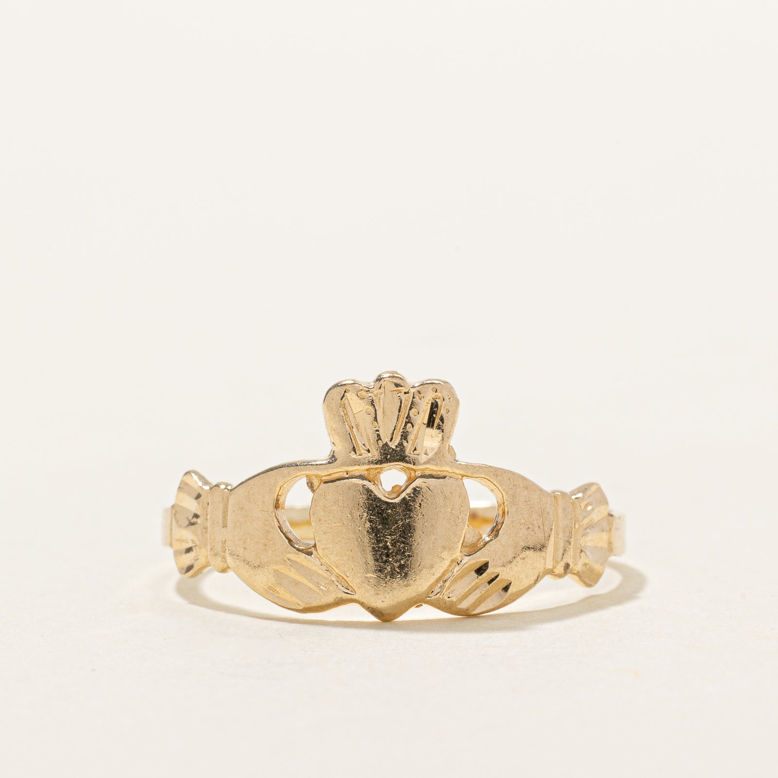 12k Yellow Gold Claddagh Ring | SZ 8