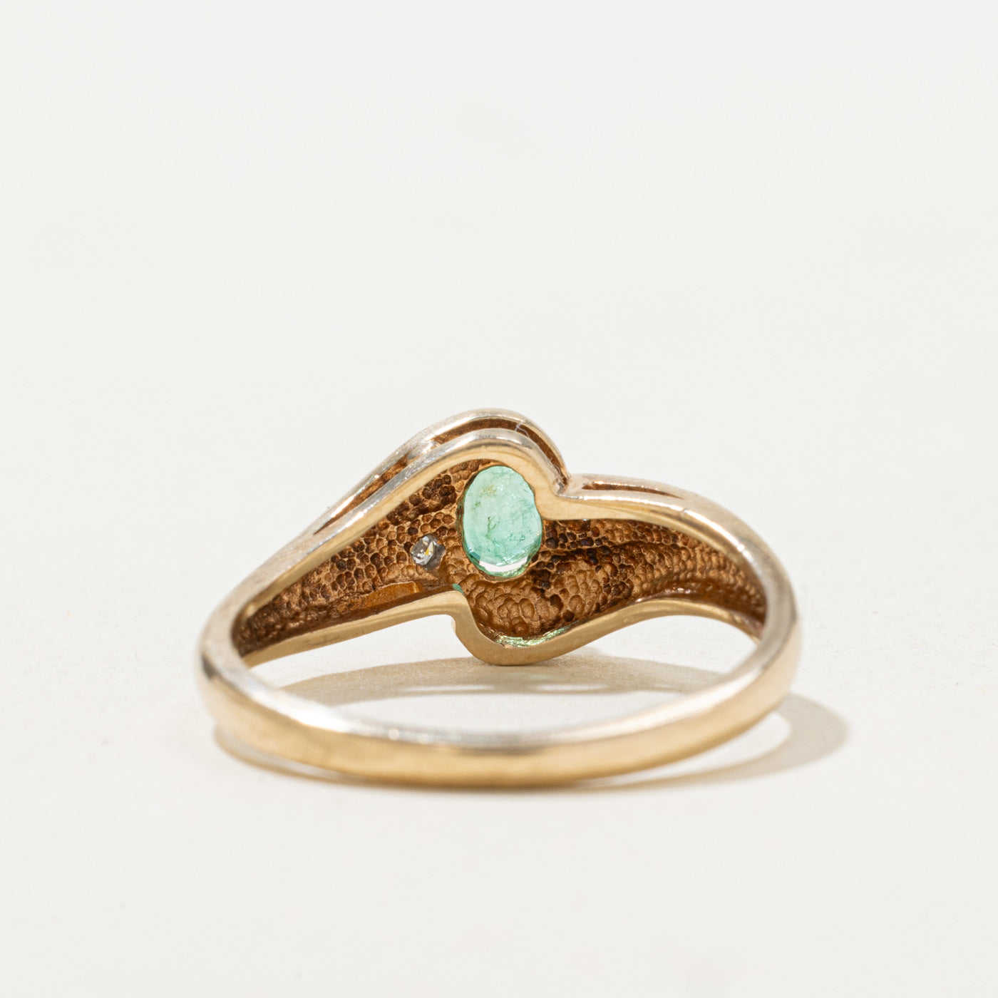 Oval Cut Emerald & Diamond Bypass Ring | 0.14ct, 0.02ctw | SZ 6.25 |