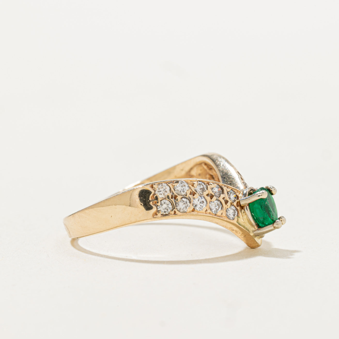 Pear Cut Emerald & Diamond Chevron Ring | 0.22ct, 0.3ctw | SZ 6.0 |