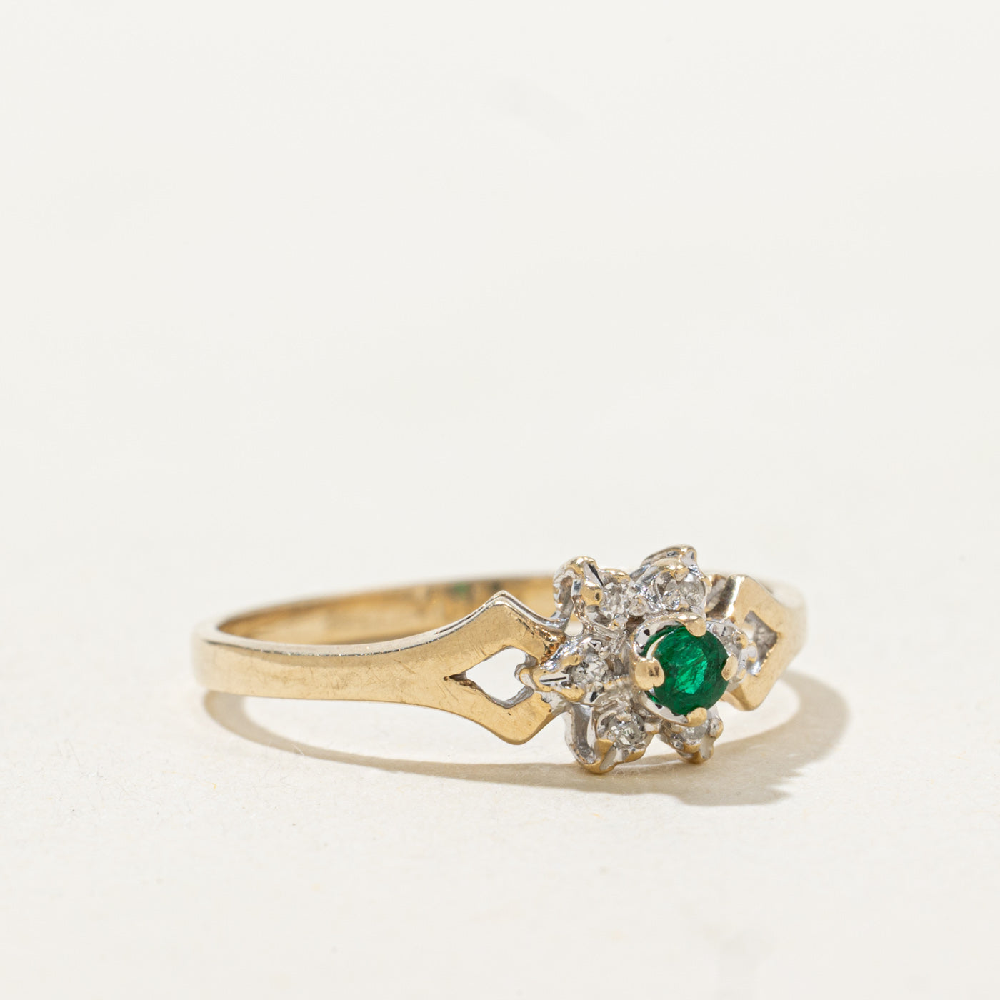 Emerald & Diamond Petal Ring | 0.07ct, 0.03ctw | SZ 6.5 |