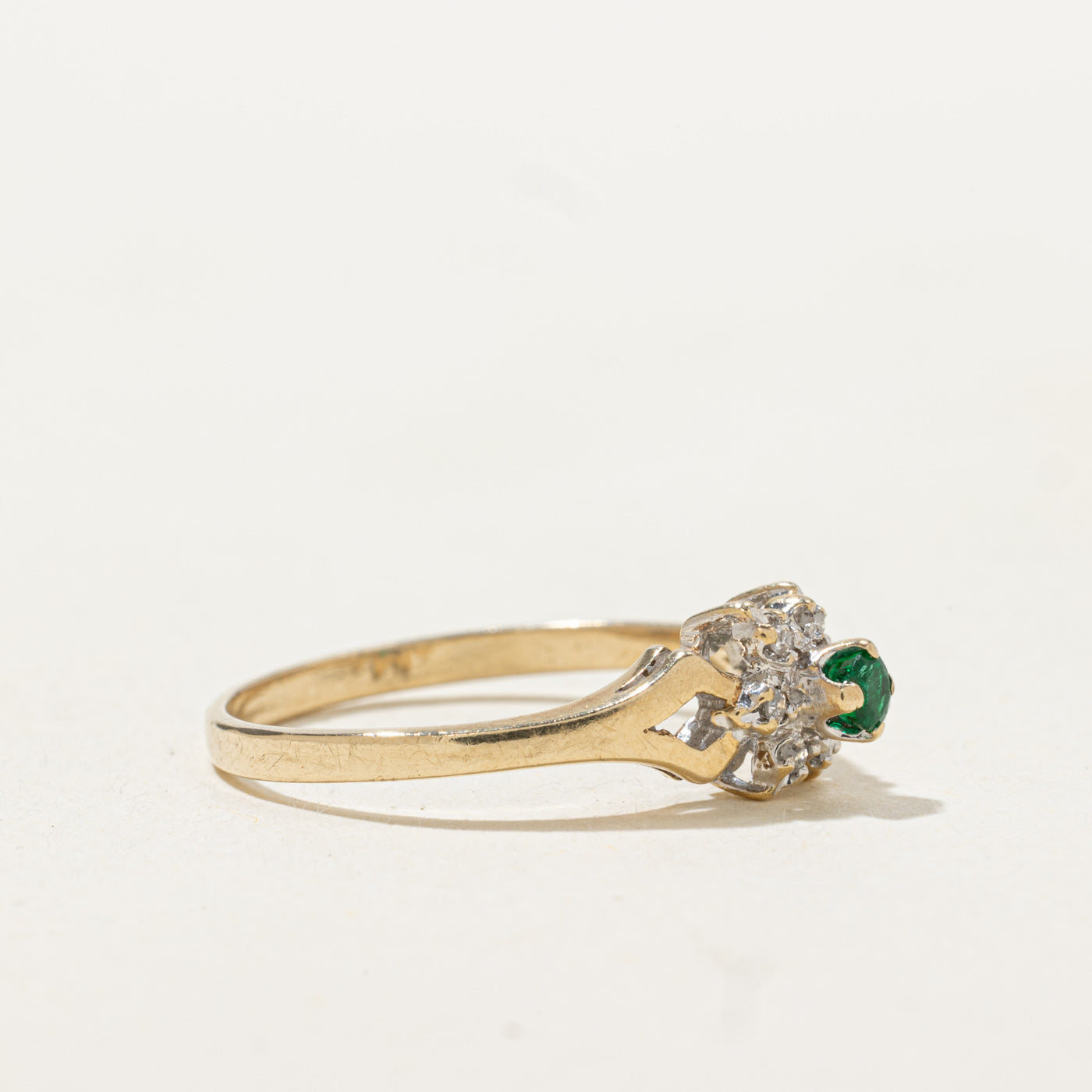 Emerald & Diamond Petal Ring | 0.07ct, 0.03ctw | SZ 6.5 |