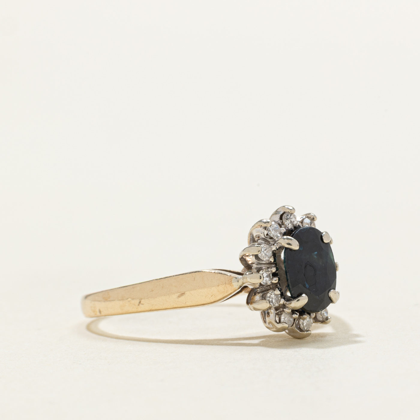 Bague halo en saphir ovale et diamants | Taille 7,5