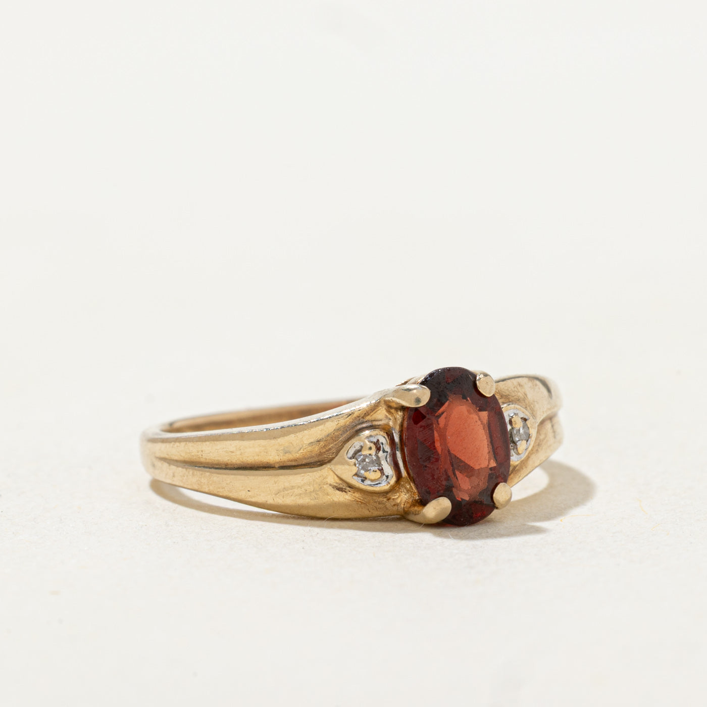 Garnet & Diamond Wave Ring | 0.79ct | 0.01ctw | SZ 6.0 |