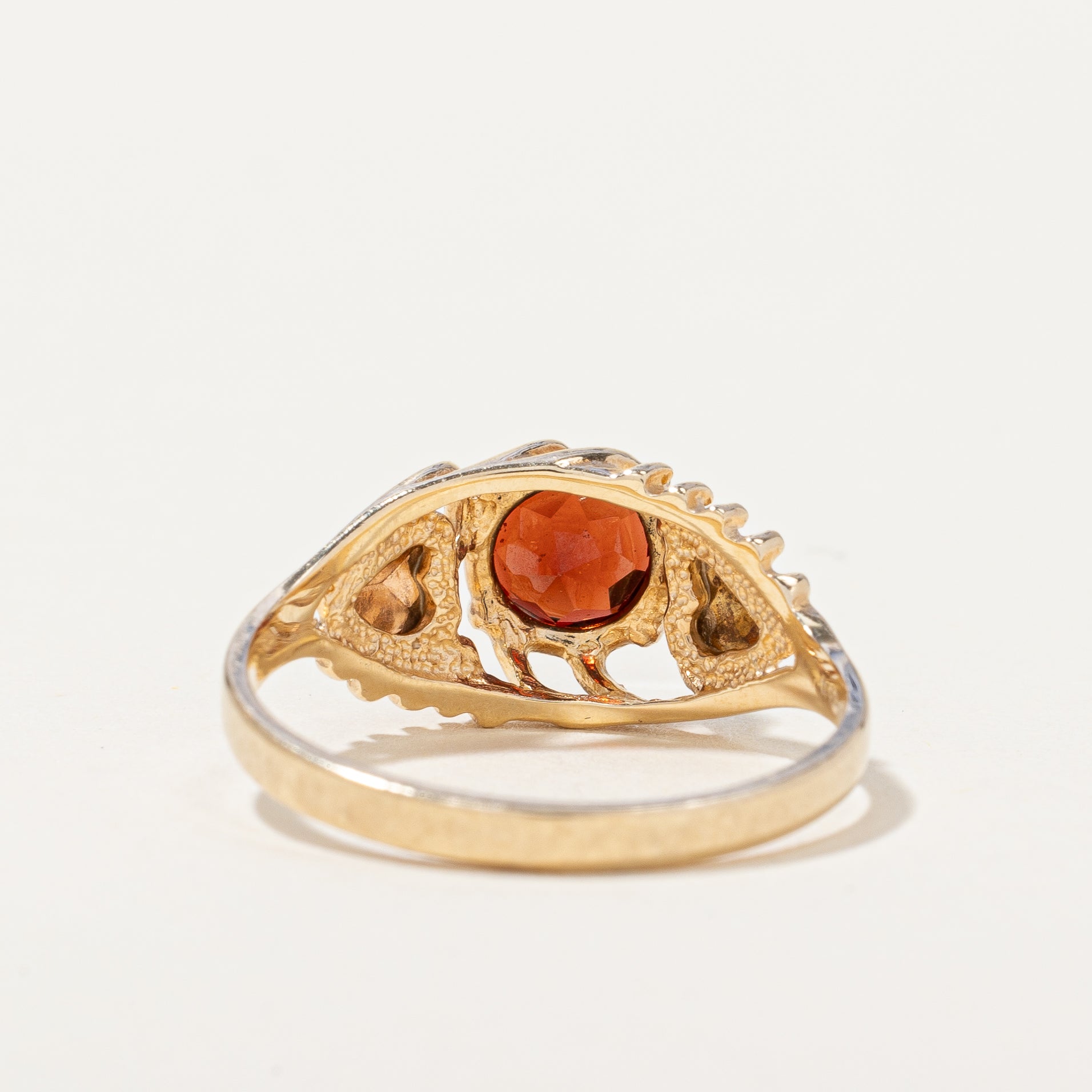 Garnet Leaf Design Ring | 0.75ct | SZ 9.5 |