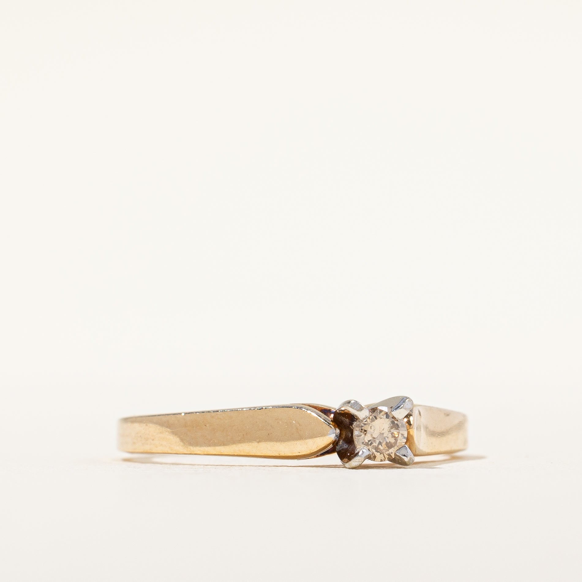 Champagne Diamond Promise Ring | 0.07ct | SZ 5.75 |