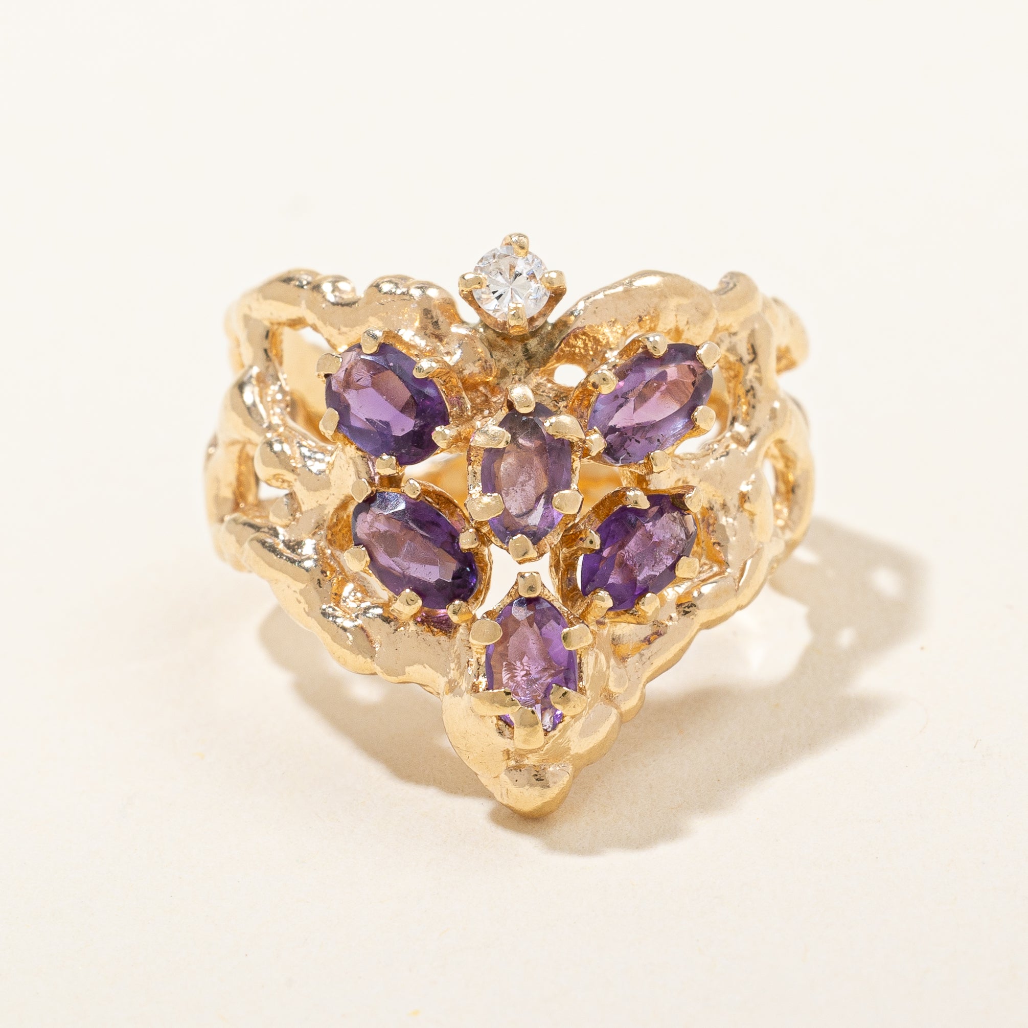 Oval Amethyst & Diamond Ring | 0.07ct, 1.00ctw | SZ 6 |