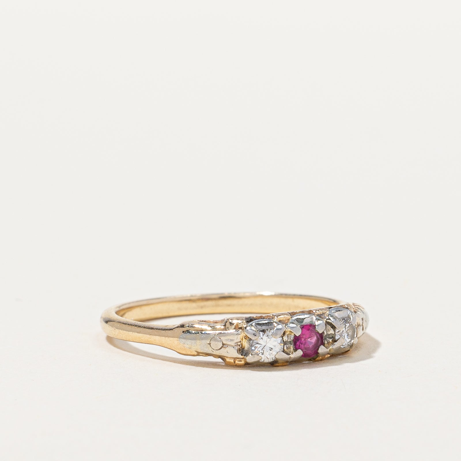 Retro Era Diamond & Ruby Ring | 0.10 ctw, SZ 7.5 |