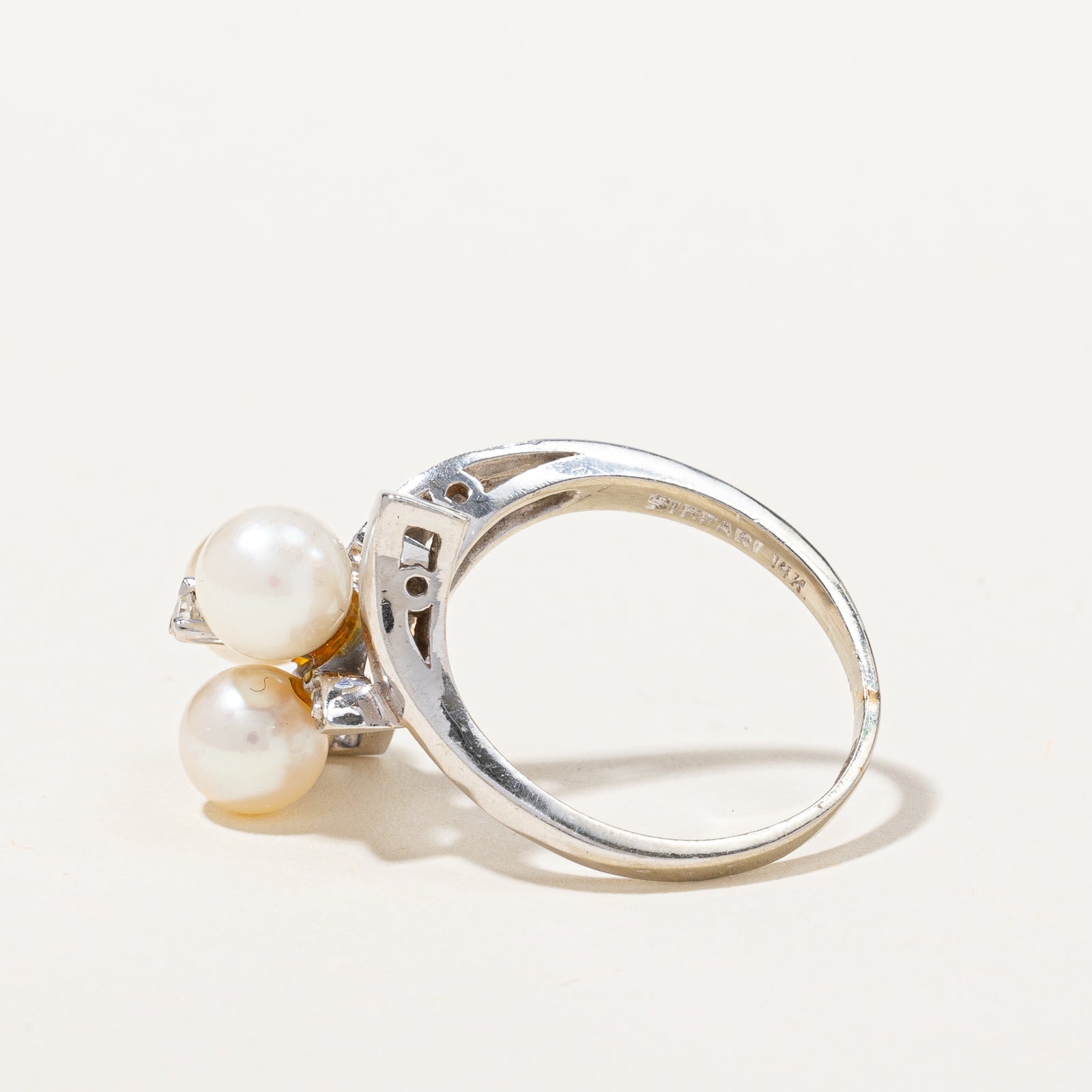 Retro Era Pearl & Diamond Cocktail Ring | 0.07 ctw, SZ 7.25 |