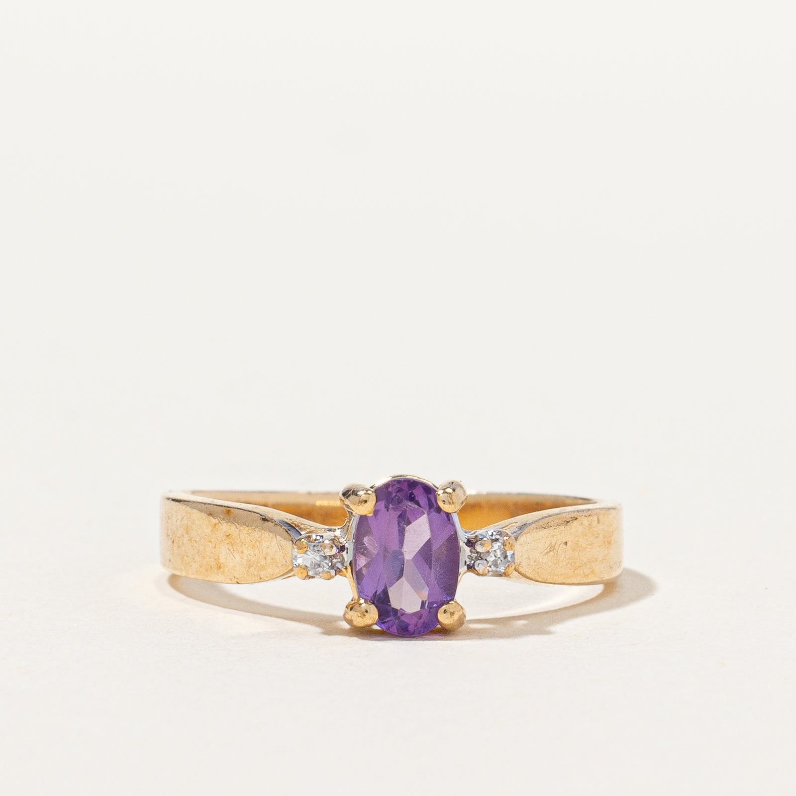 Tapered Oval Cut Amethyst Ring | 0.02 ctw, SZ 5.75 |