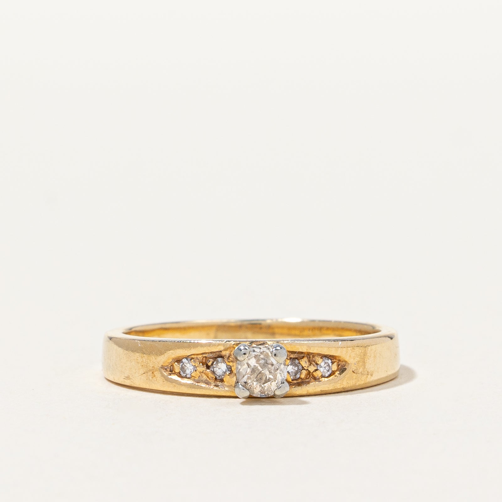 Orange Blossom' 1930s Engagement Ring | 0.13ctw | SZ 4.5 |