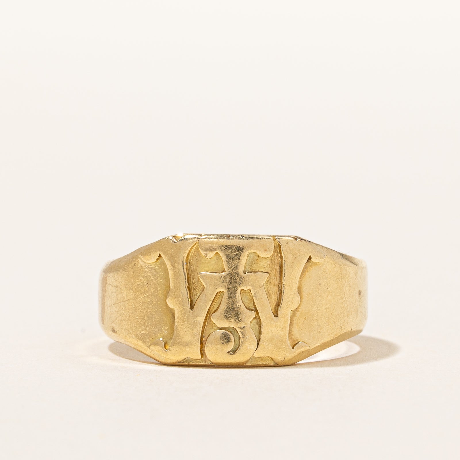 Victorian Signet Ring | SZ 6.75 |