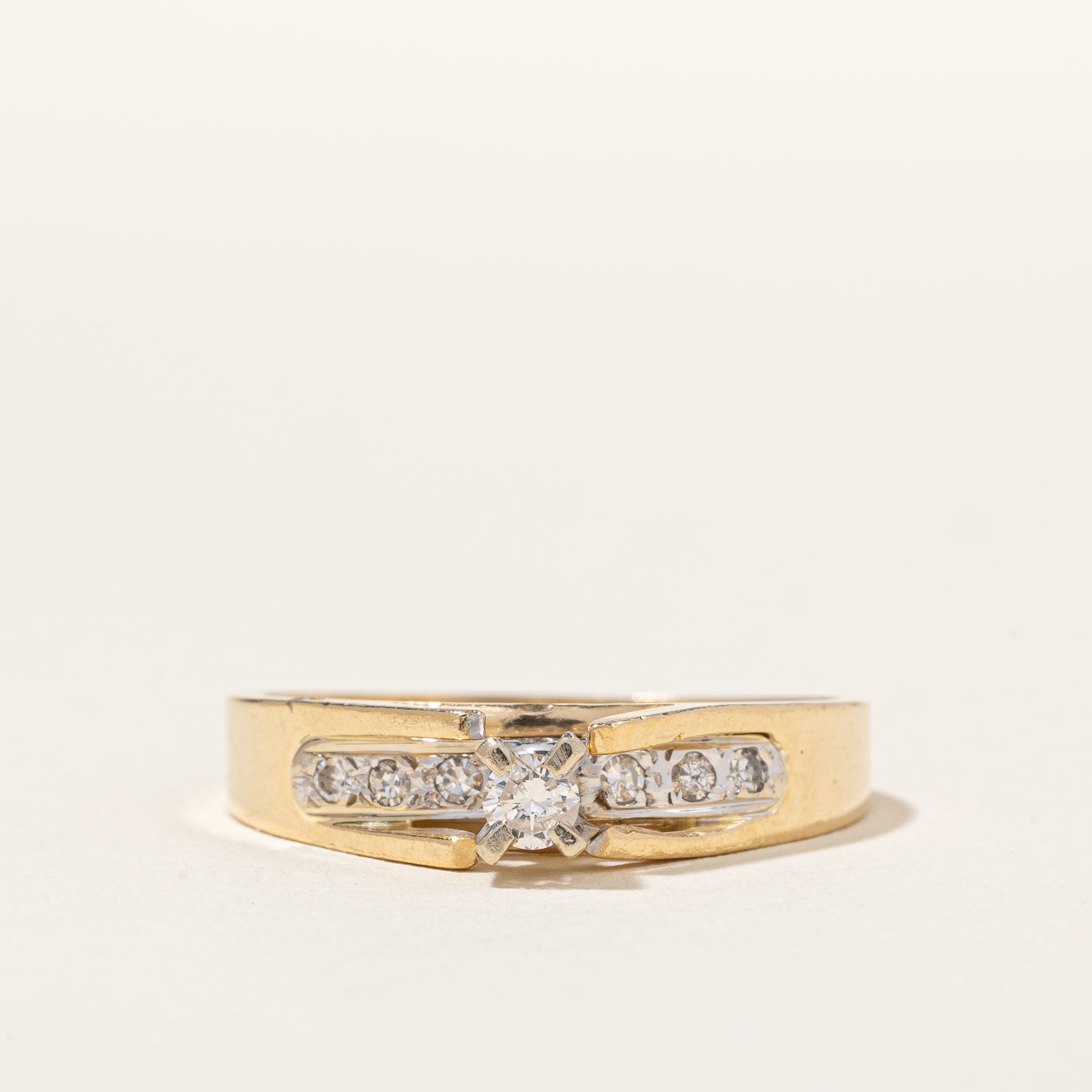 Cathedral Set Diamond Engagement Ring | 0.16ctw | SZ 7.75 |