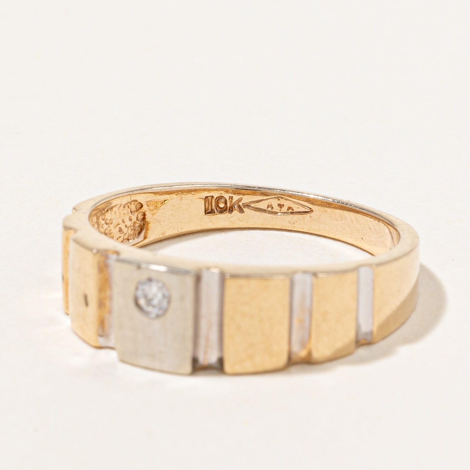 Flush Set Diamond Ring | 0.03ct | SZ 6.25 |