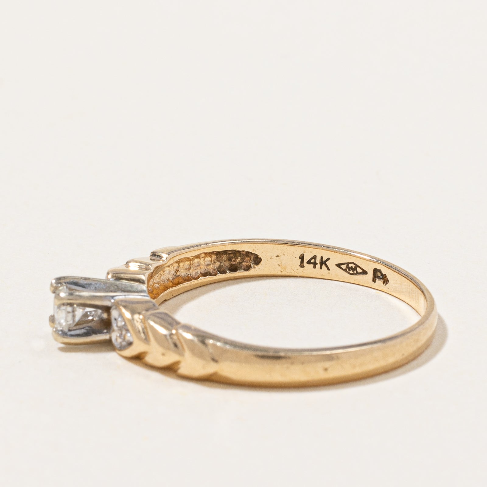 High Set Diamond Ring | 0.12ctw | SZ 6.25 |