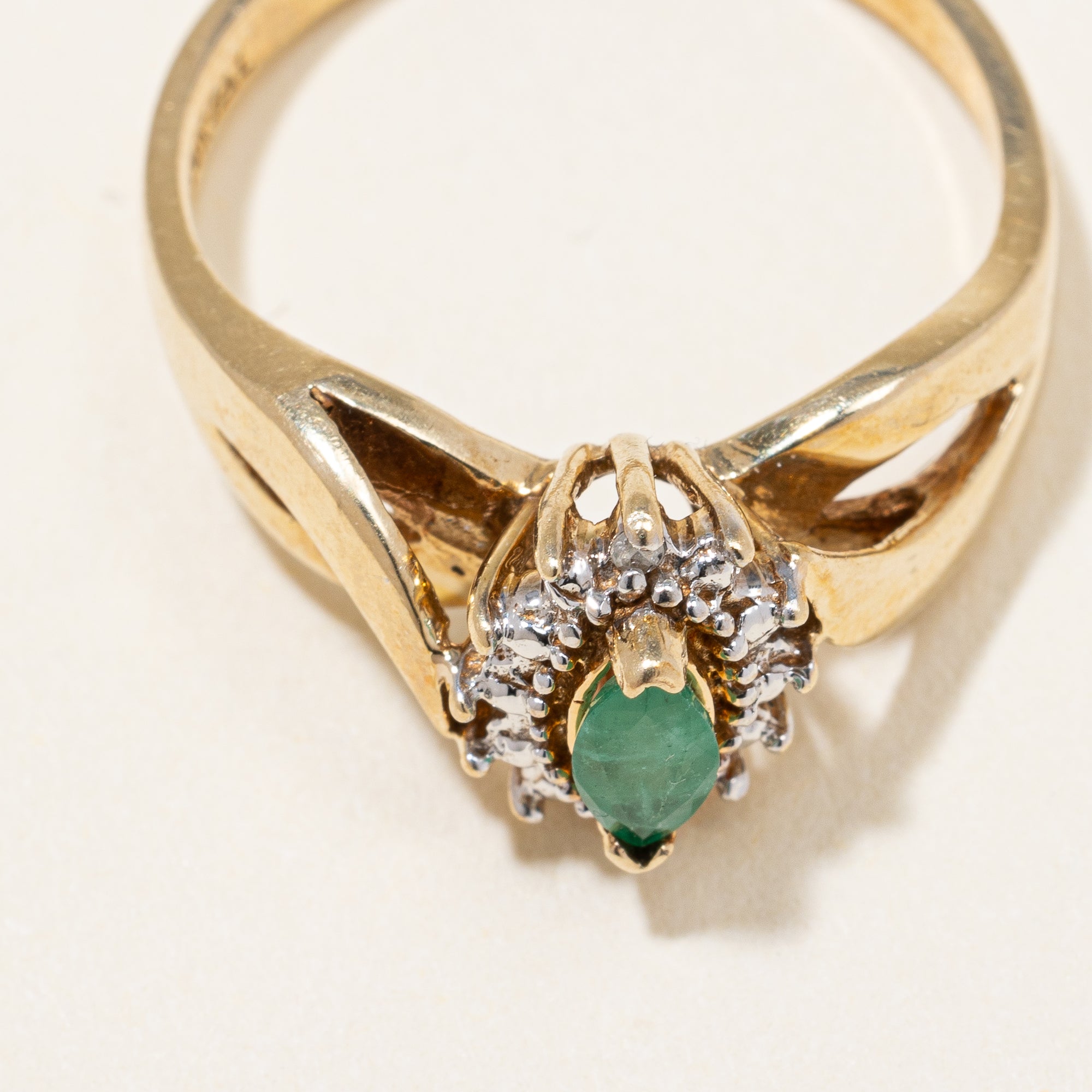 Marquise Cut Emerald and Diamond Halo Ring | 0.19 ctw | SZ 6.5 |