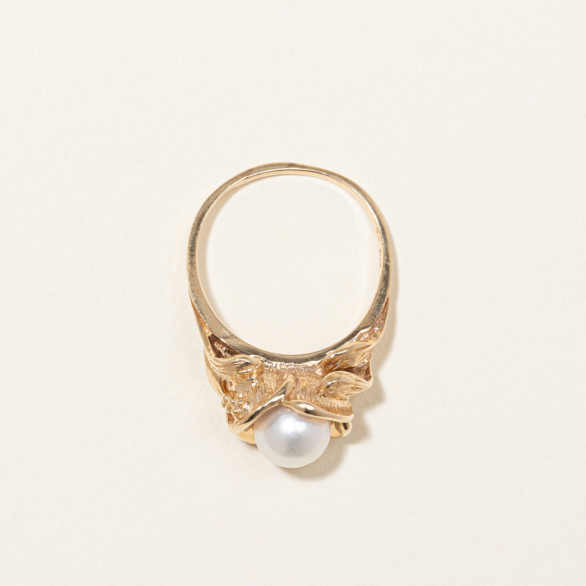 Floral Pearl Cocktail Ring | SZ 6.5 |