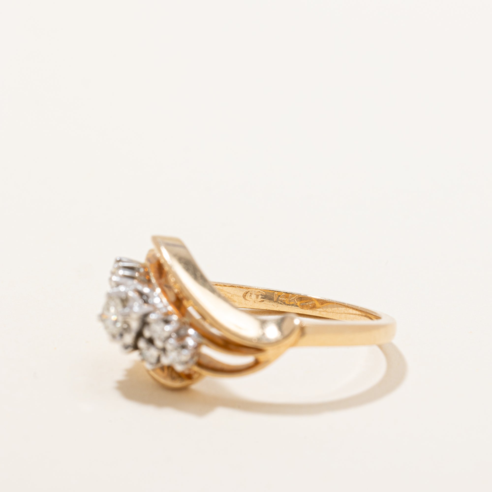 Free Form Diamond Ring | 0.19 ctw | SZ 6 |