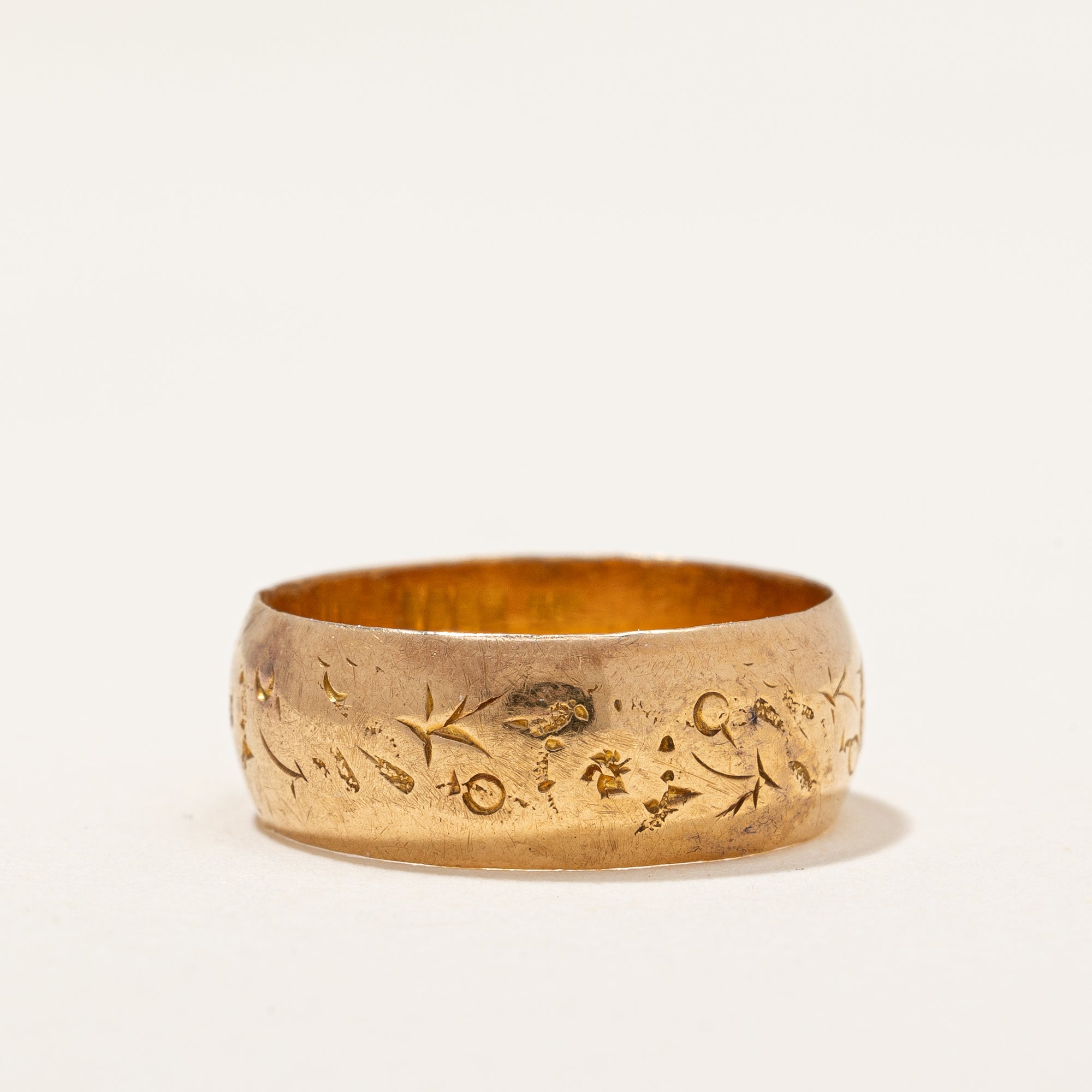 1915 Birmingham Hallmarked 18k Hand Carved Wide Gold Band | SZ 5.5 |