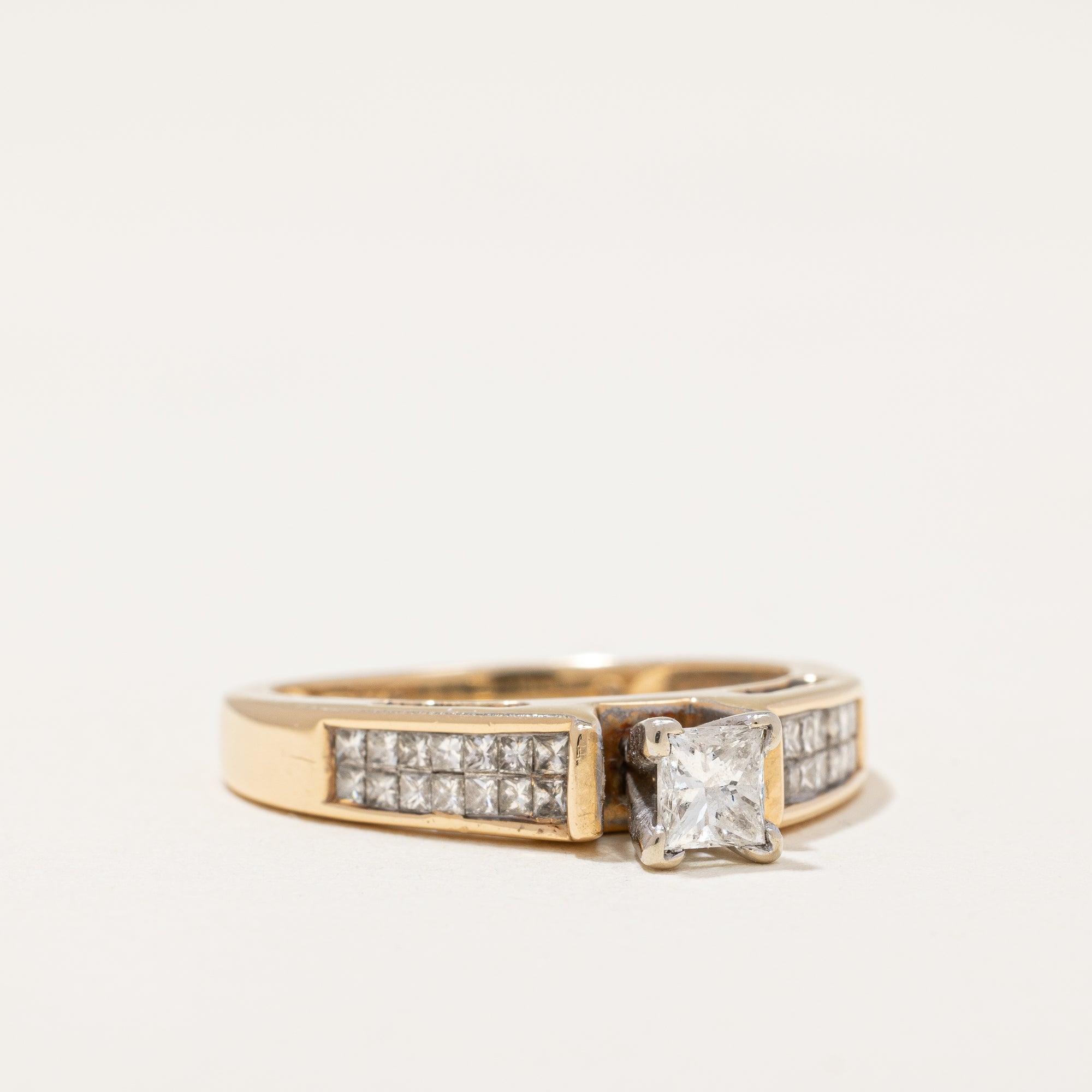 High Set Princess Diamond Ring | 0.96 ctw | SZ 6.5 |