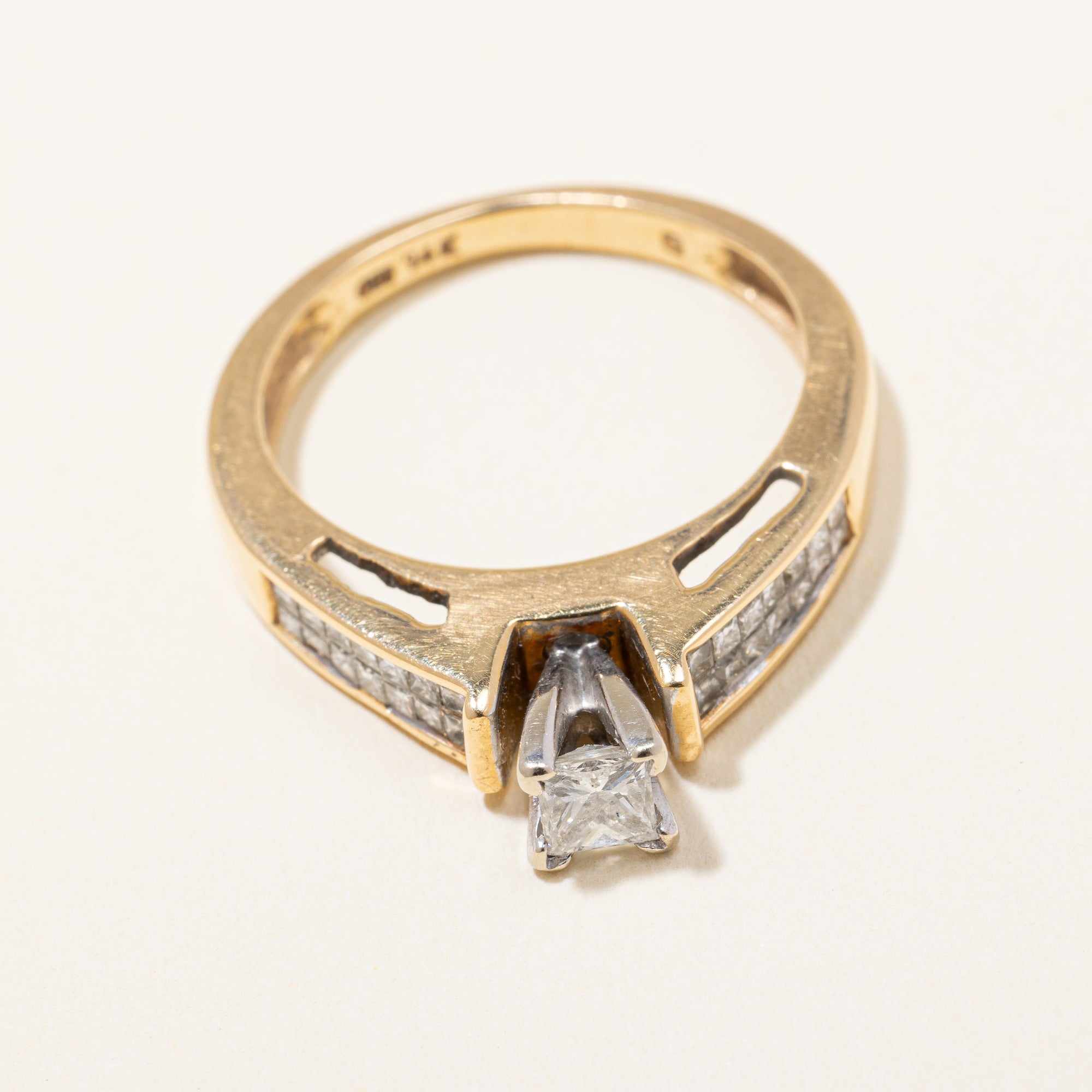 High Set Princess Diamond Ring | 0.96 ctw | SZ 6.5 |