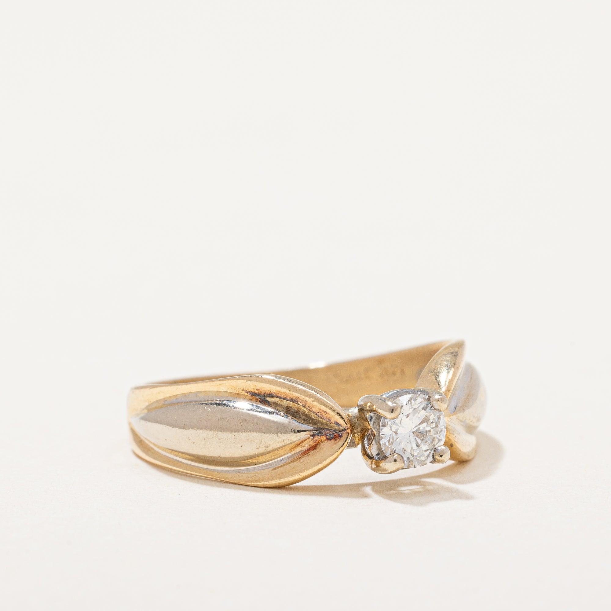 Two Tone Diamond Solitaire Ring | 0.28 ctw | SZ 8.5 |