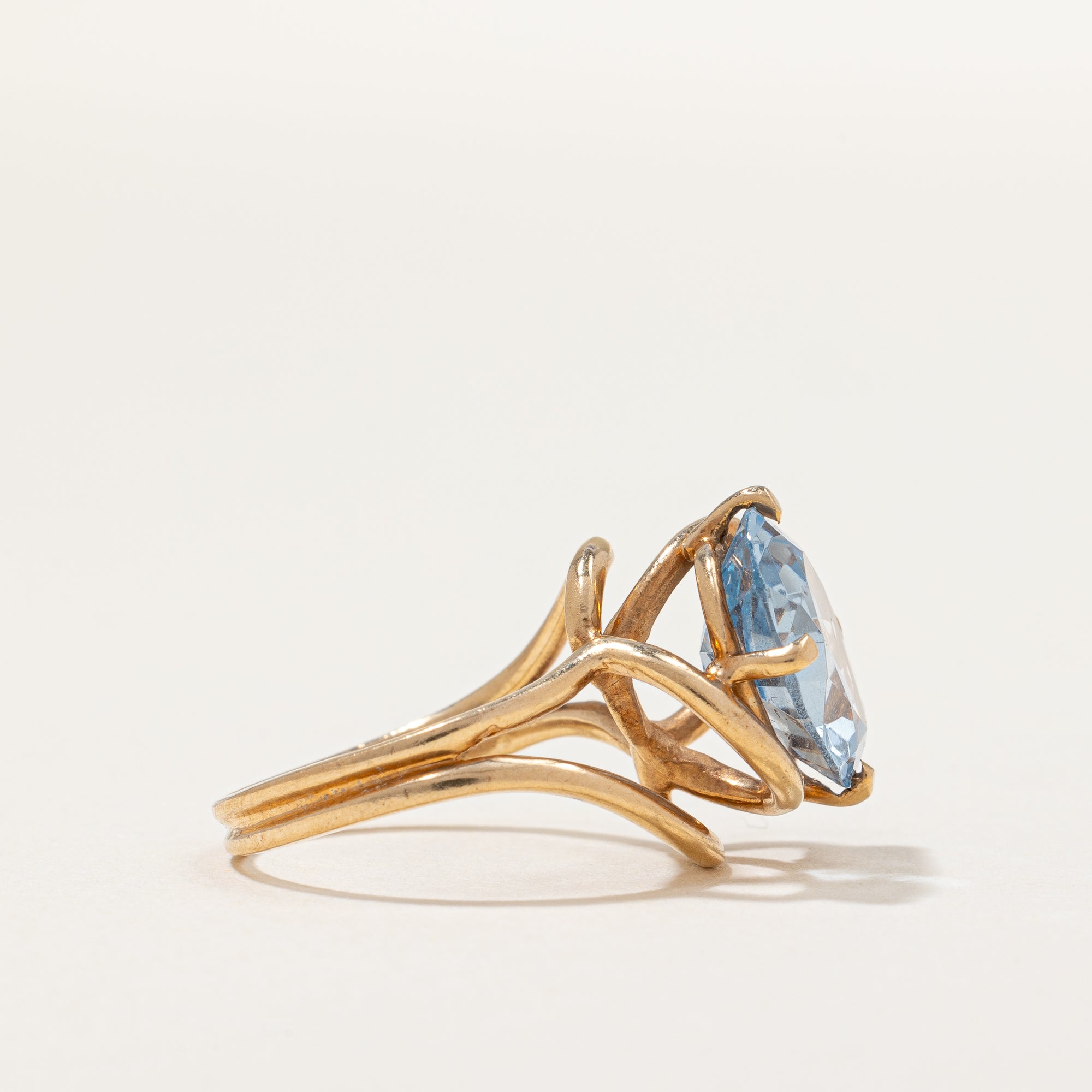 Twisted Gold Blue Topaz Cocktail Ring | SZ 4.75 |