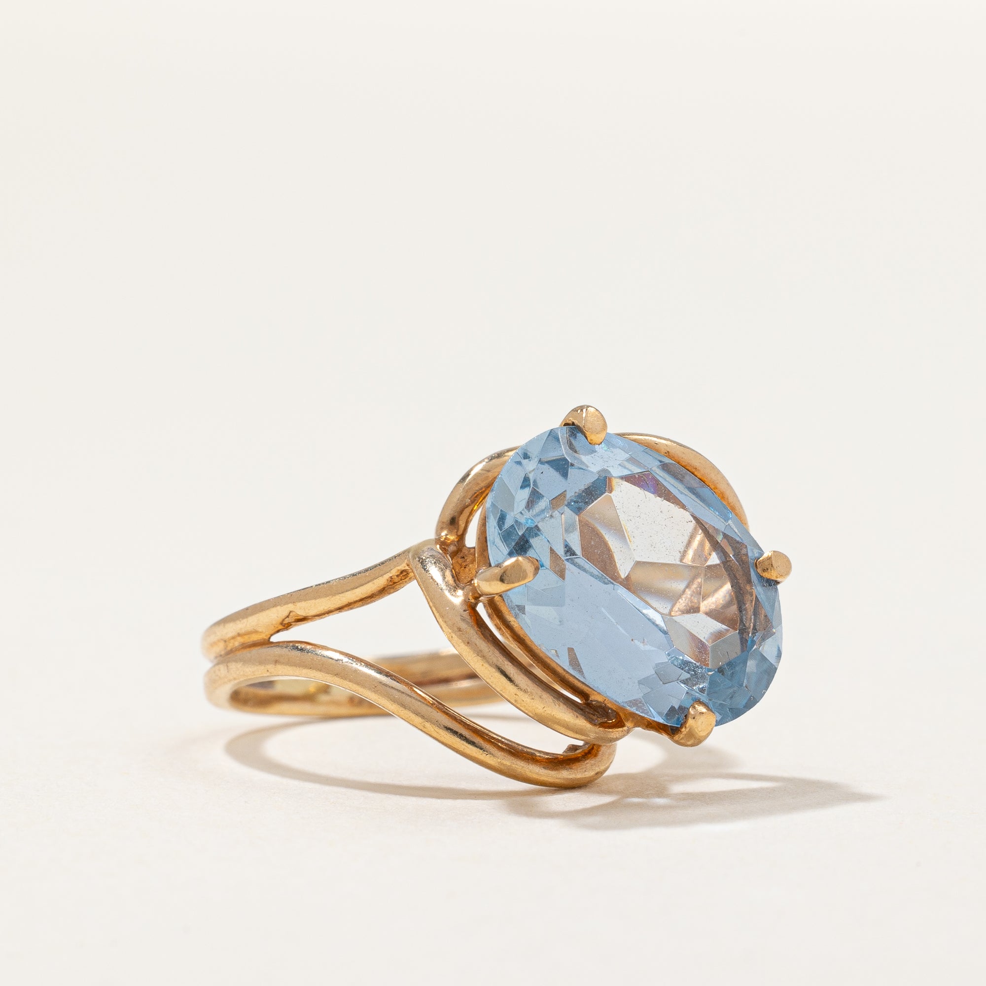 Twisted Gold Blue Topaz Cocktail Ring | SZ 4.75 |