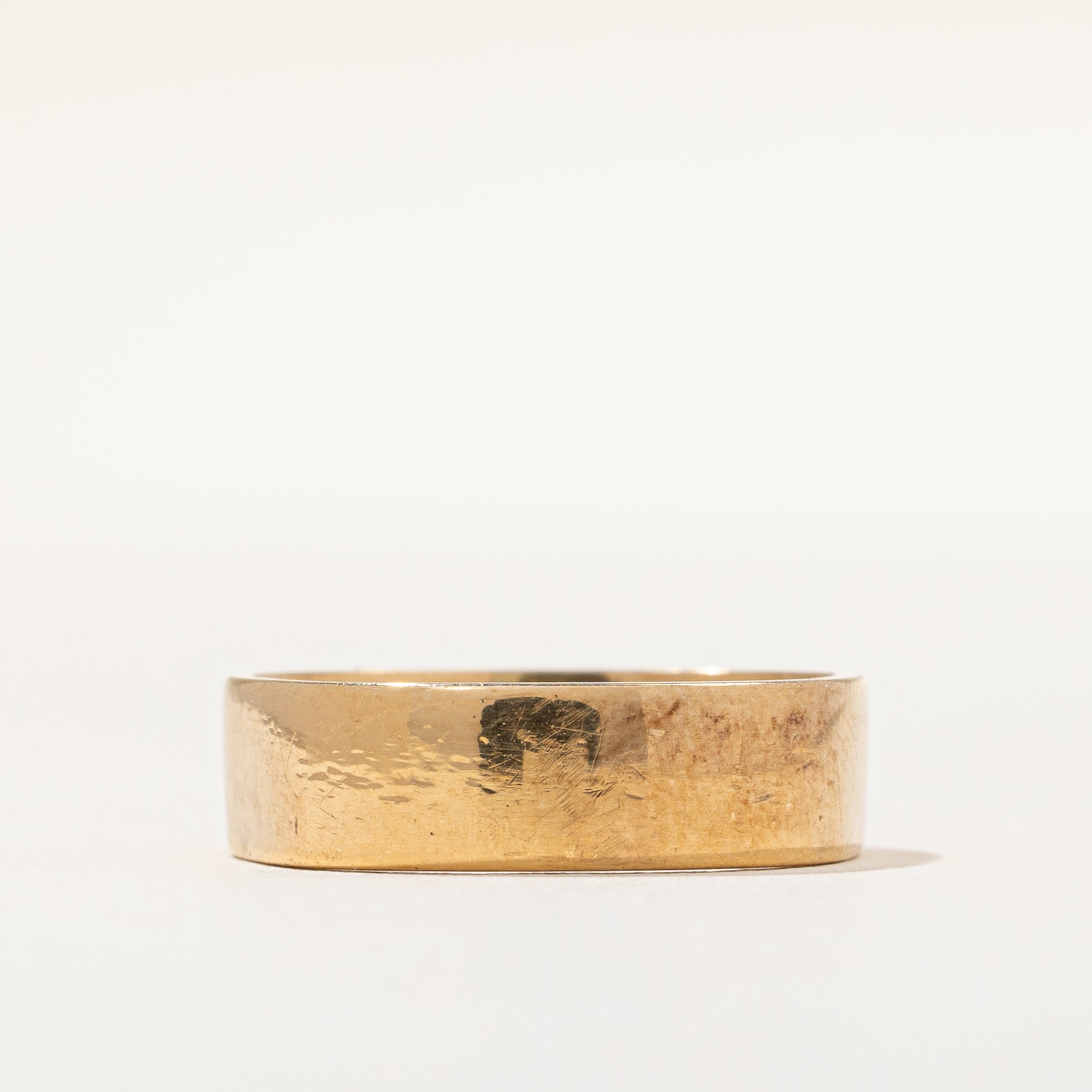 Soft Square Tapered Gold Band | SZ 6.5 |