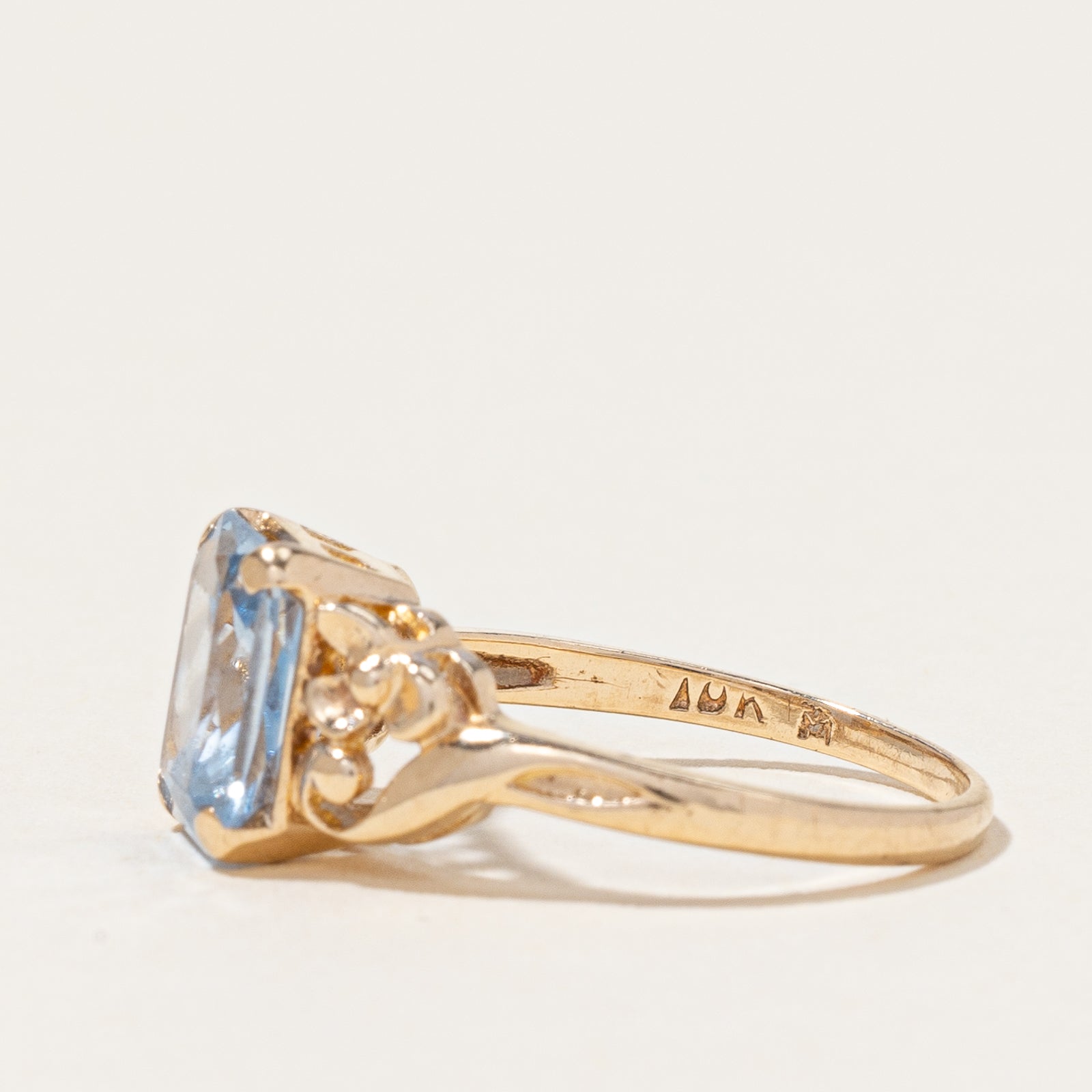 10K Yellow Gold Blue Topaz Ring | 1.64ct | SZ 3.75